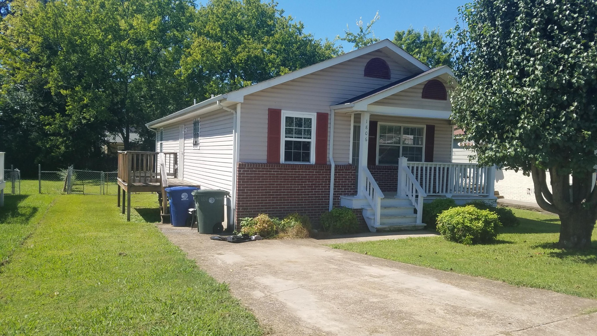 1806 Bennett Avenue Property Photo 5