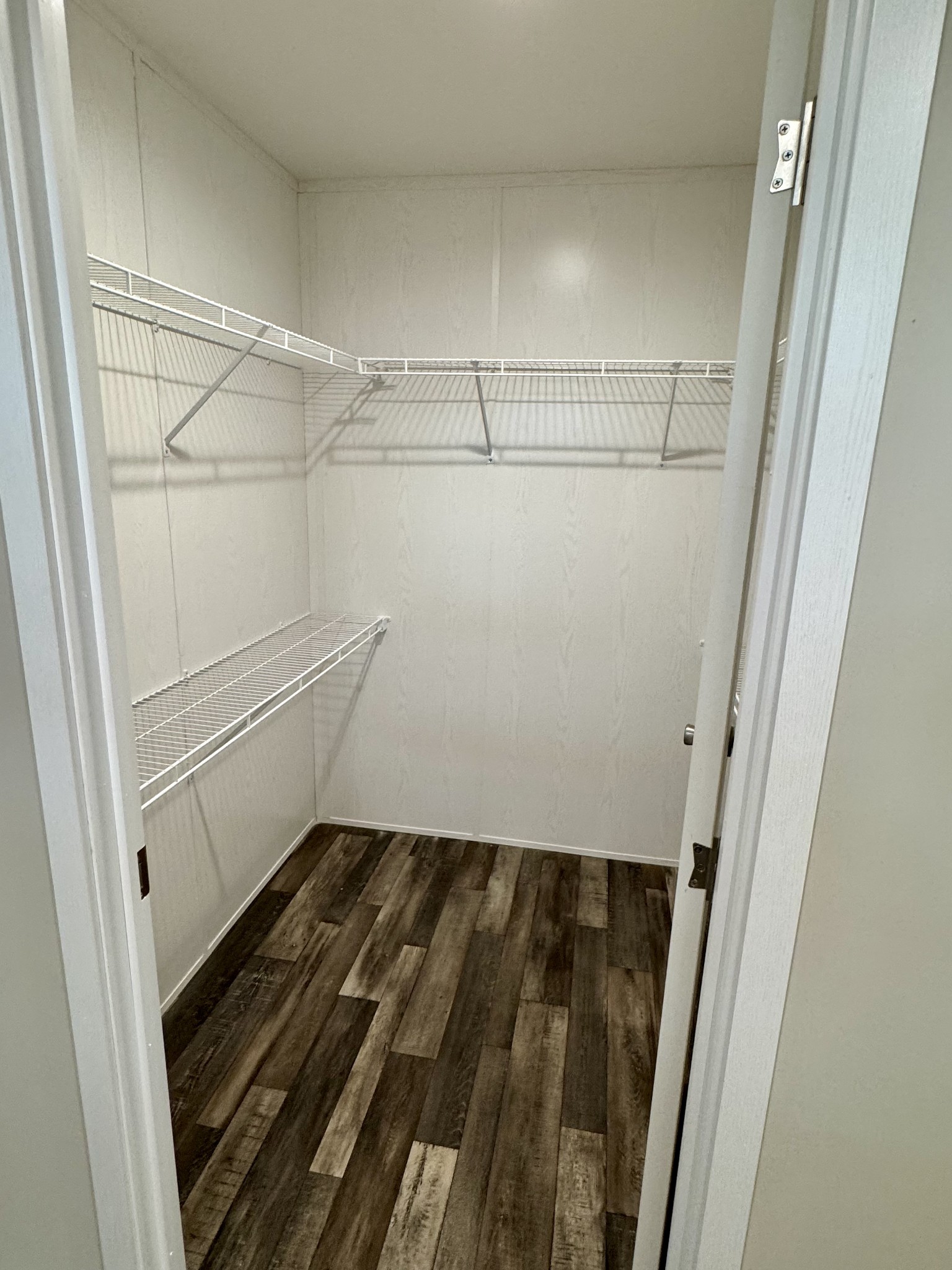 1216 Hollis Ln Property Photo 17