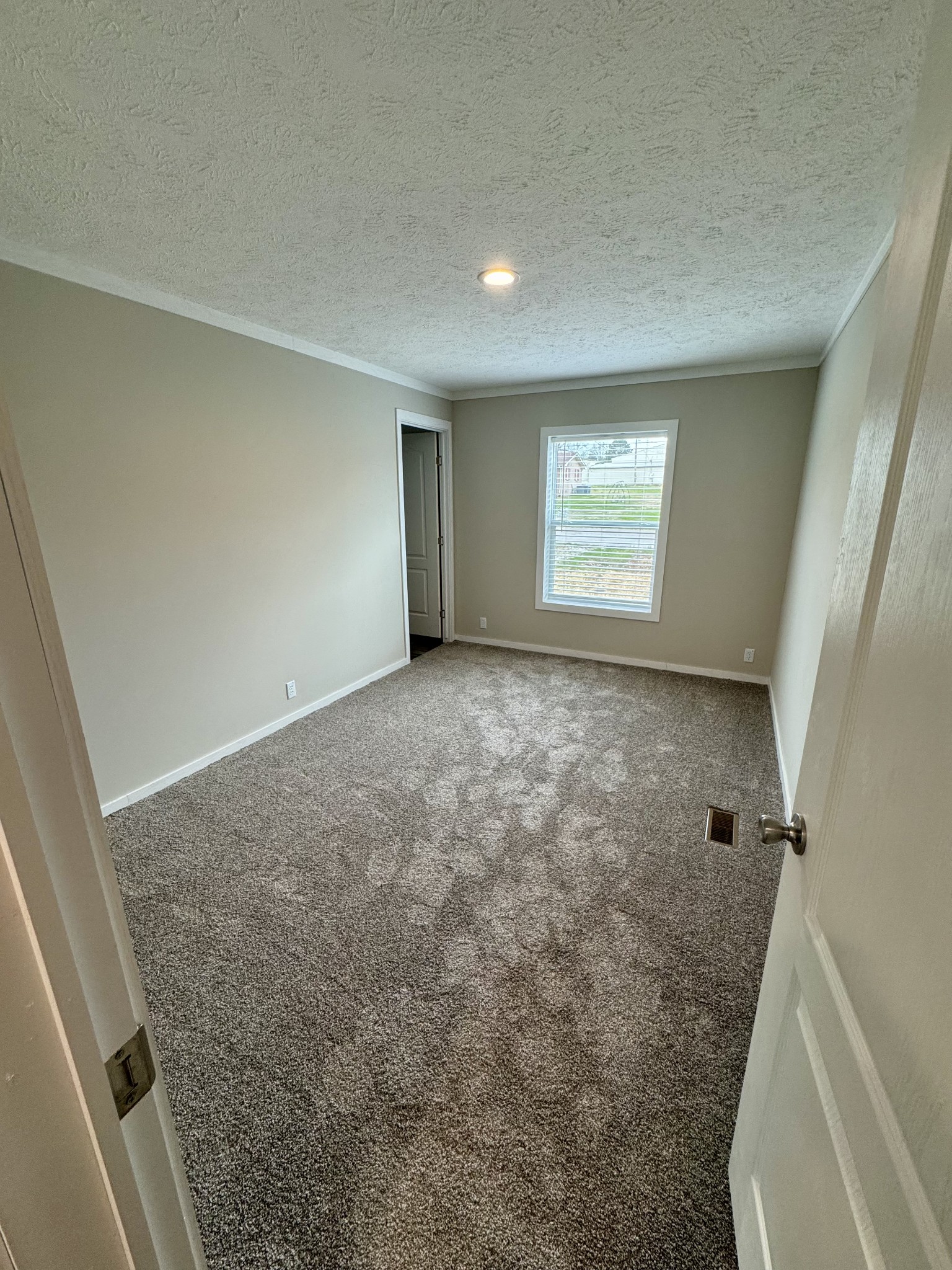 1216 Hollis Ln Property Photo 19
