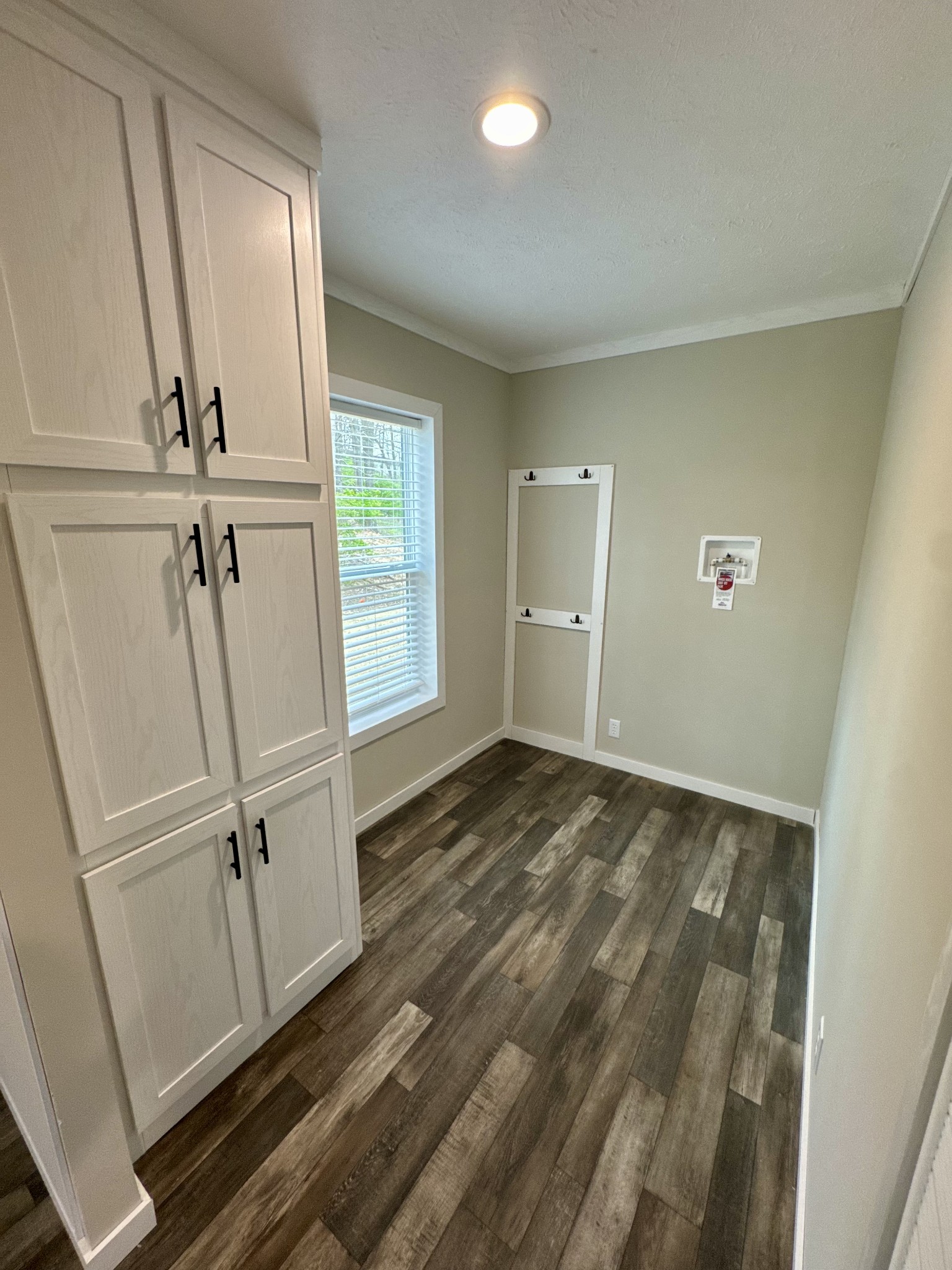1216 Hollis Ln Property Photo 29