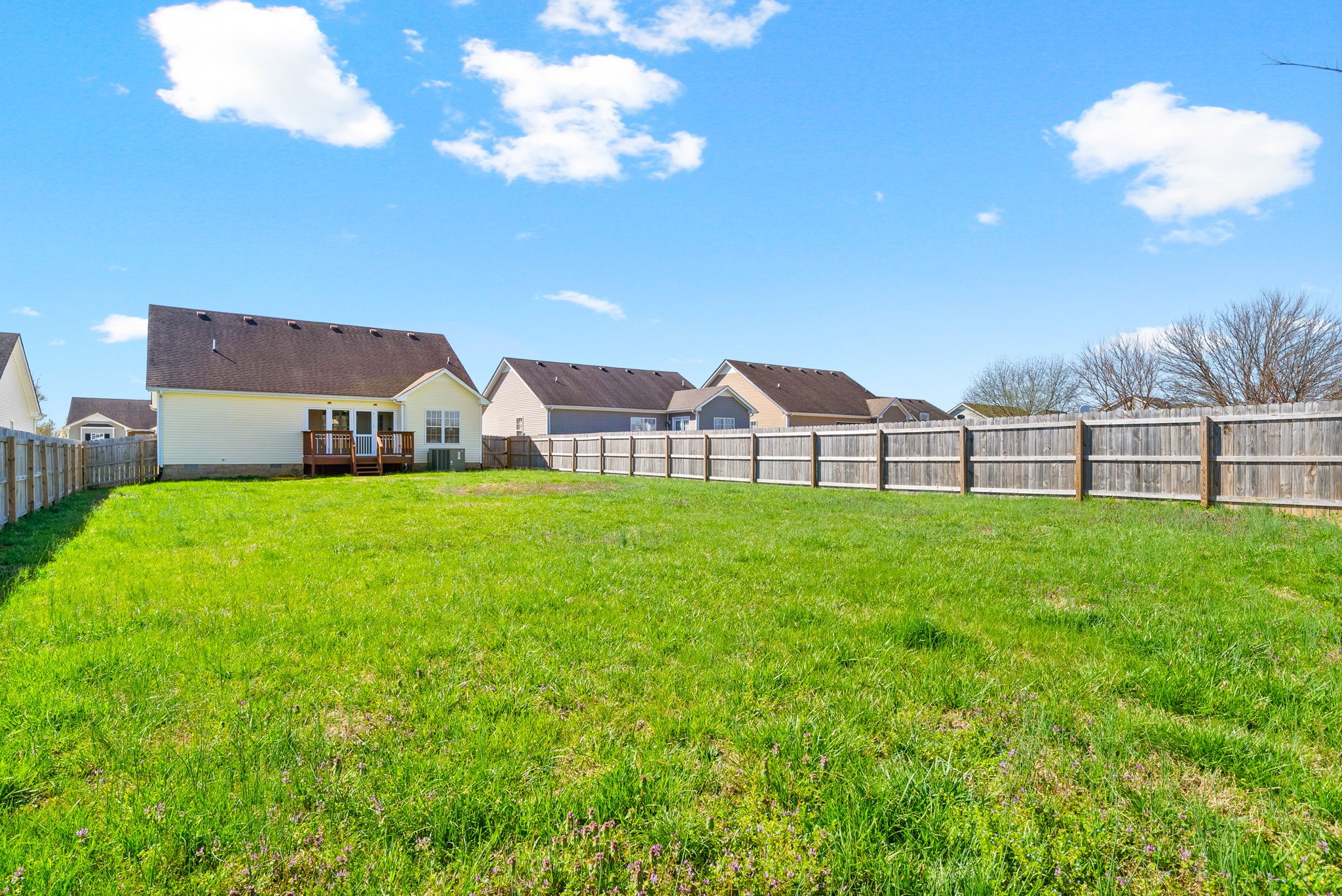 547 Fox Trot Dr Property Photo 24