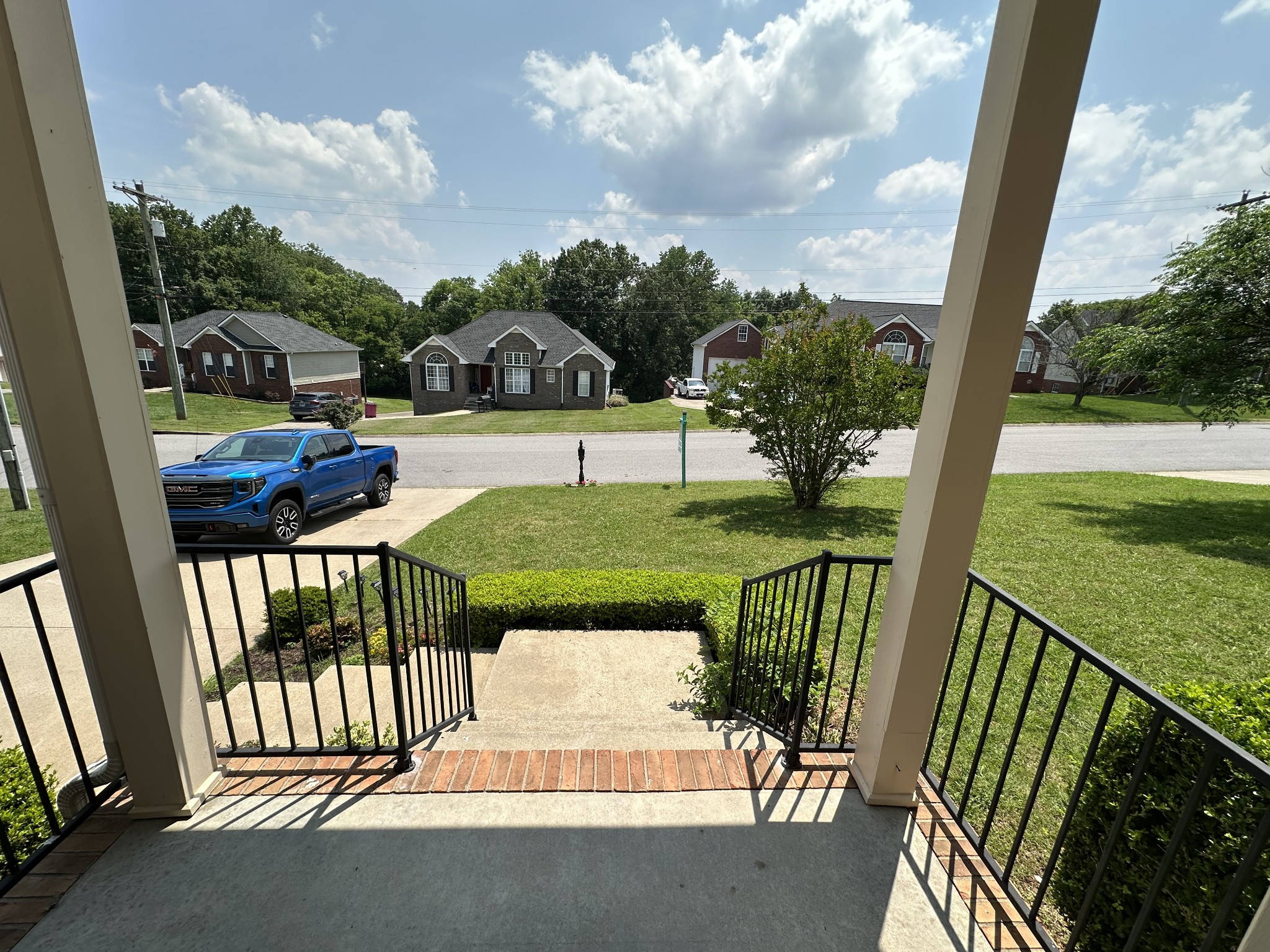 120 West Dr Property Photo 4