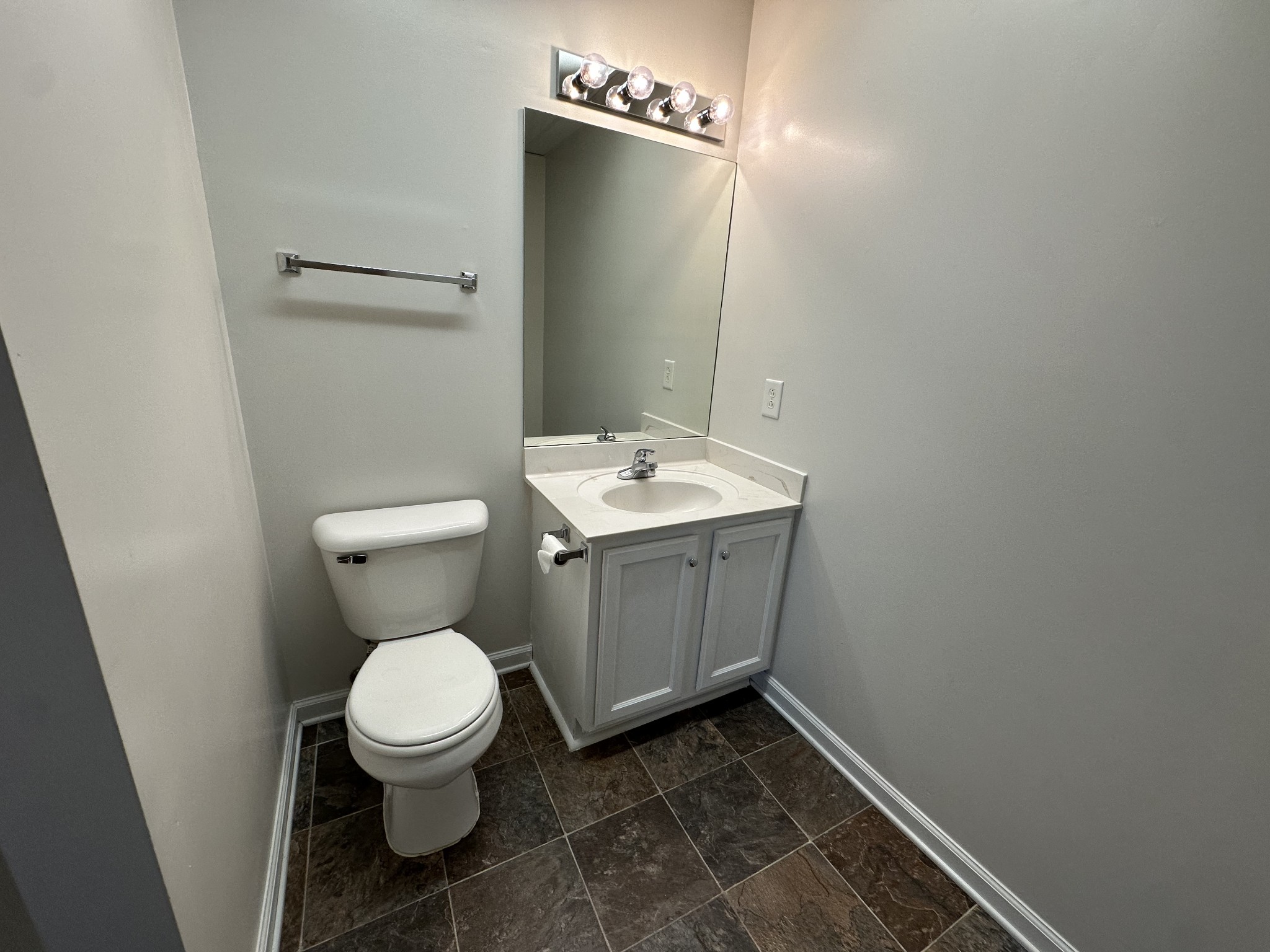 120 West Dr Property Photo 25