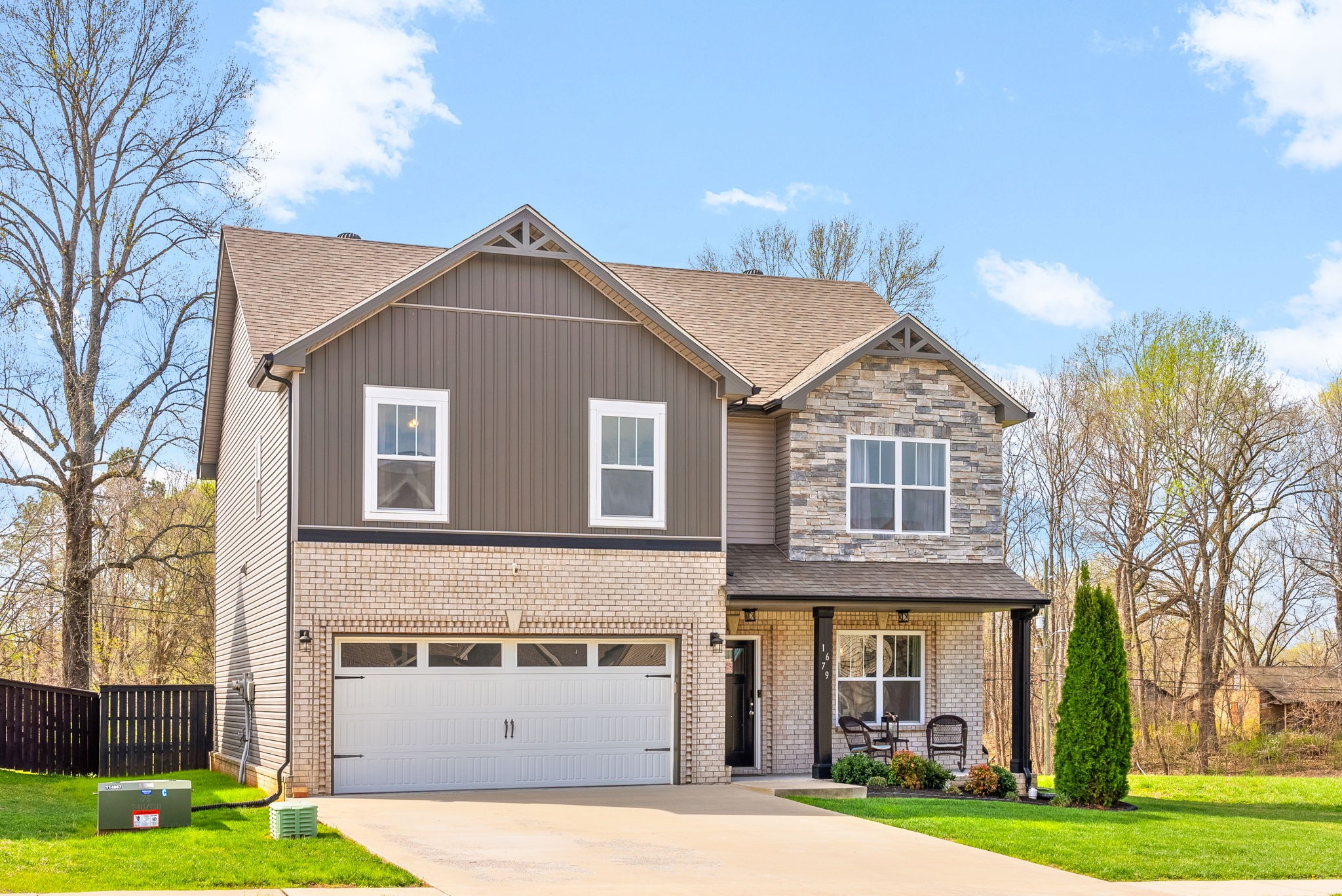 1679 Ellie Piper Cir Property Photo 1