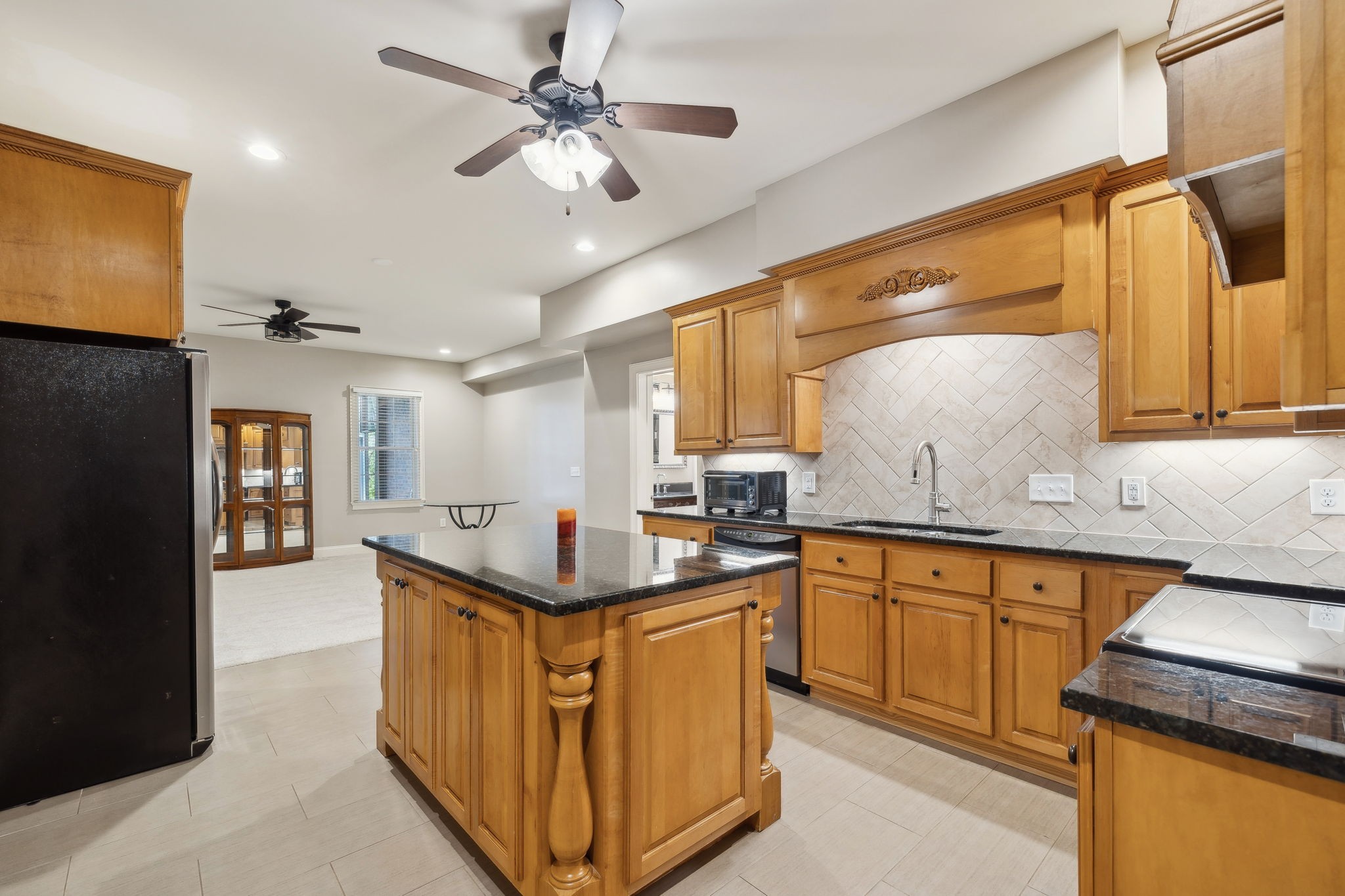2145 Summer Hill Cir Property Photo 68