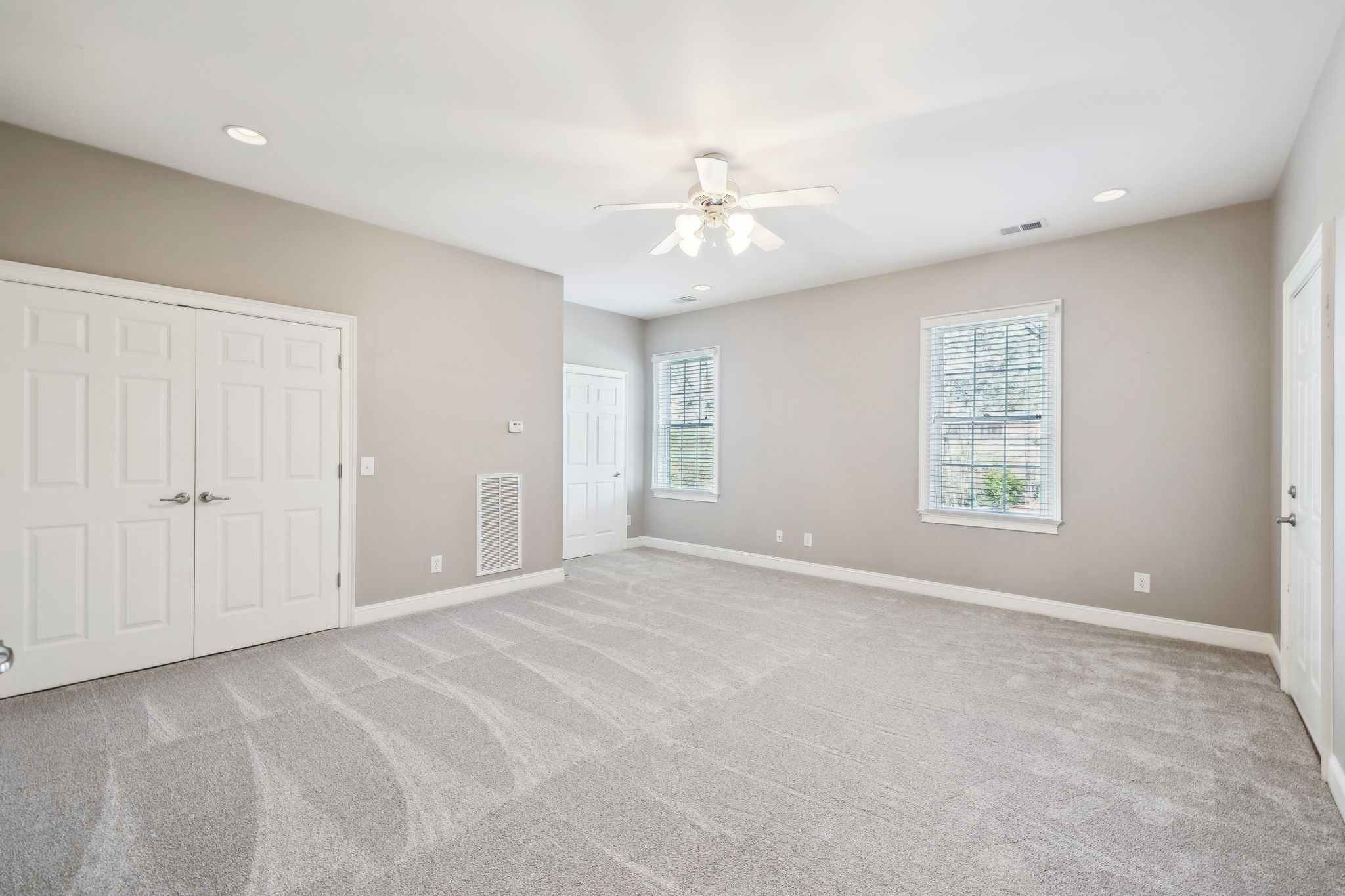 2145 Summer Hill Cir Property Photo 77