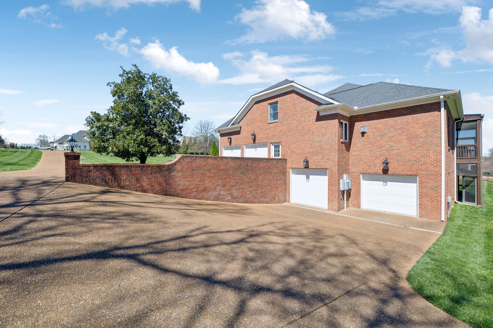 2145 Summer Hill Cir Property Photo 86