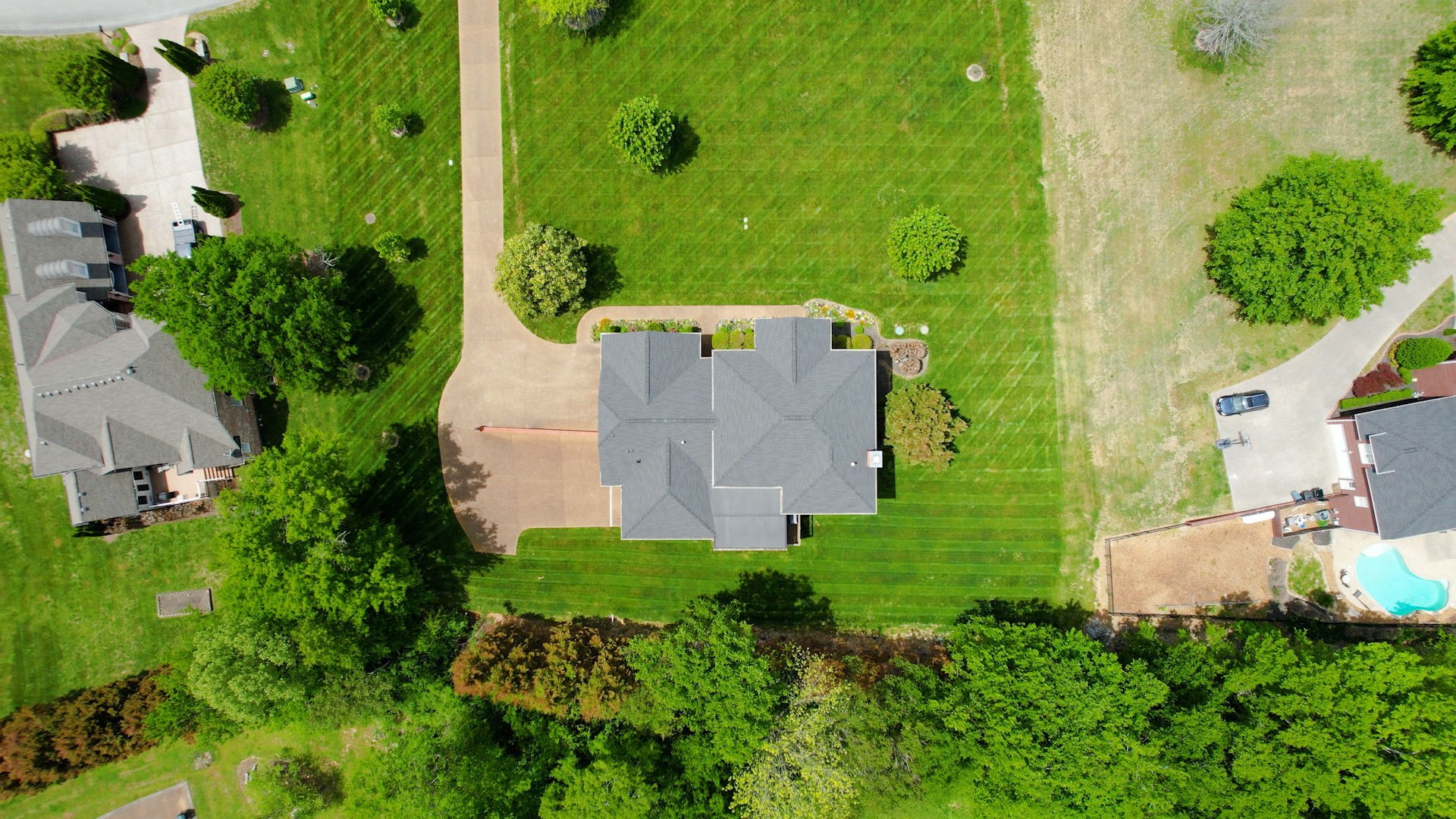 2145 Summer Hill Cir Property Photo 89