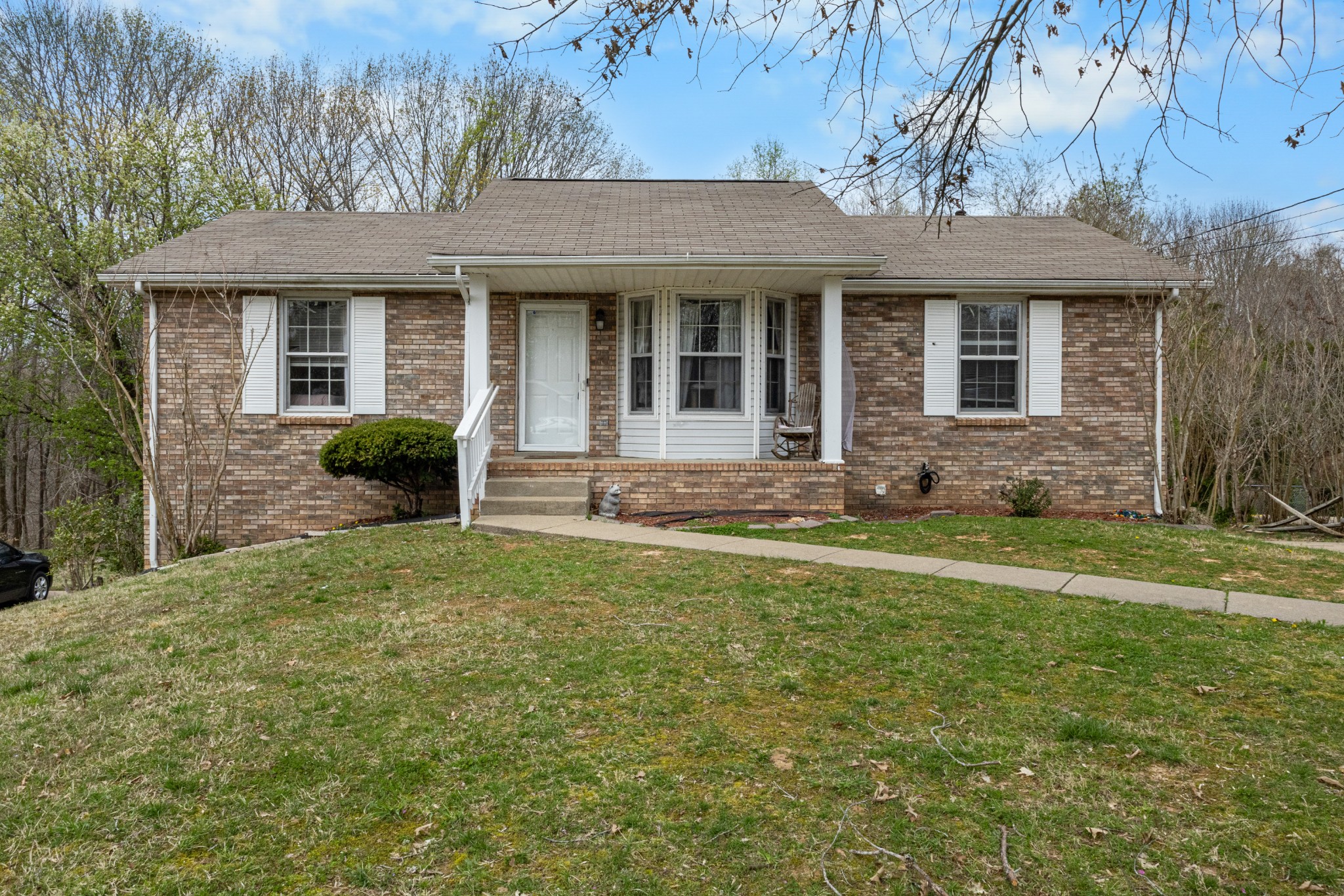 740 Acorn Dr Property Photo 1