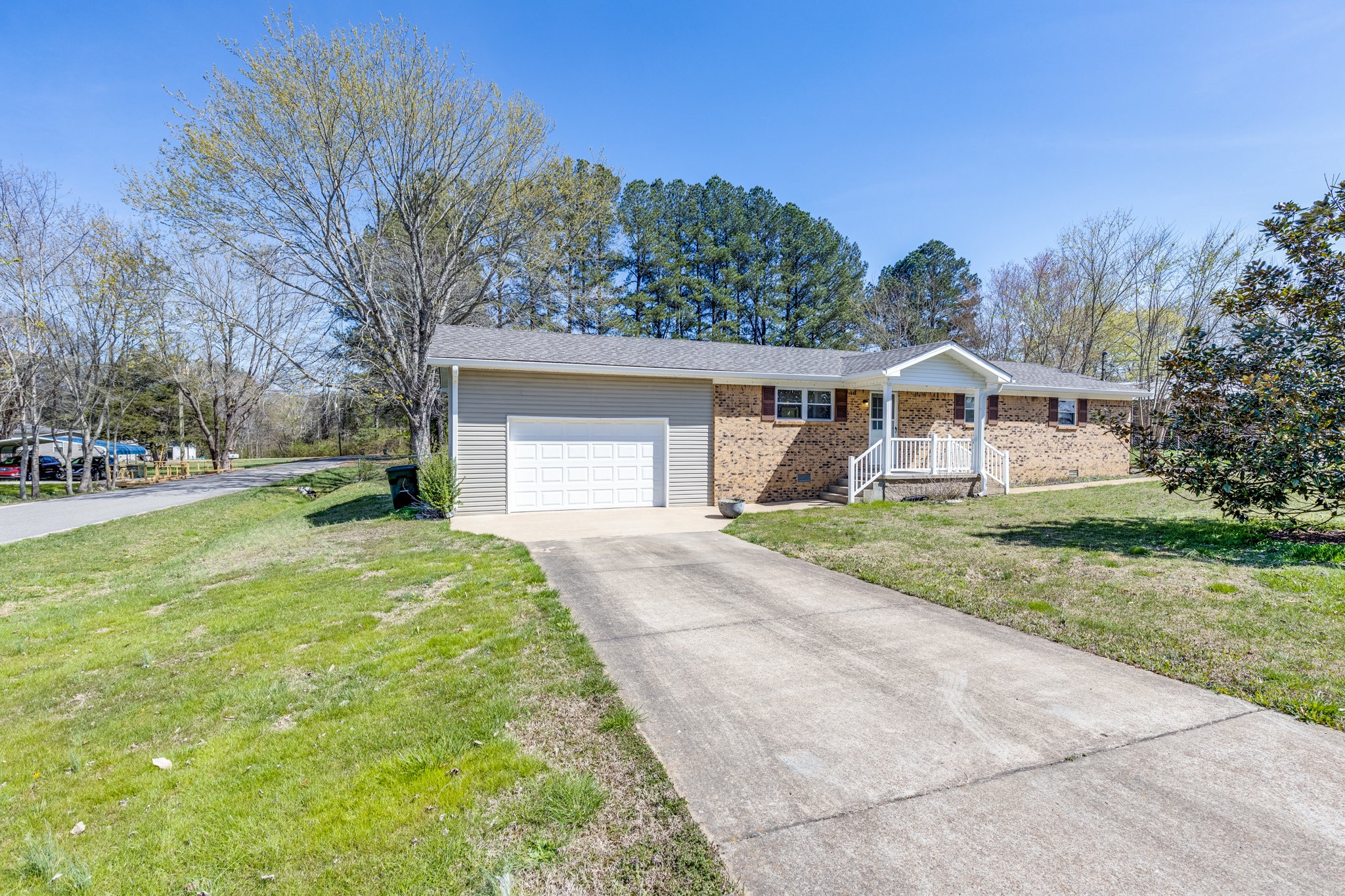 125 Totty Dr Property Photo