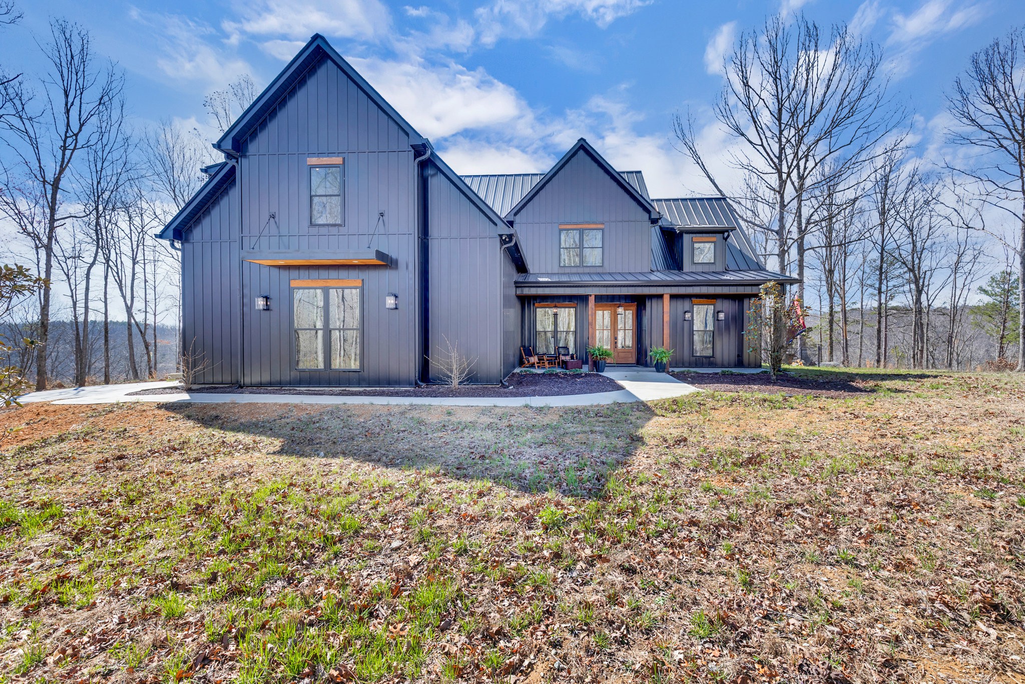 639 Piney Creek Rd Property Photo