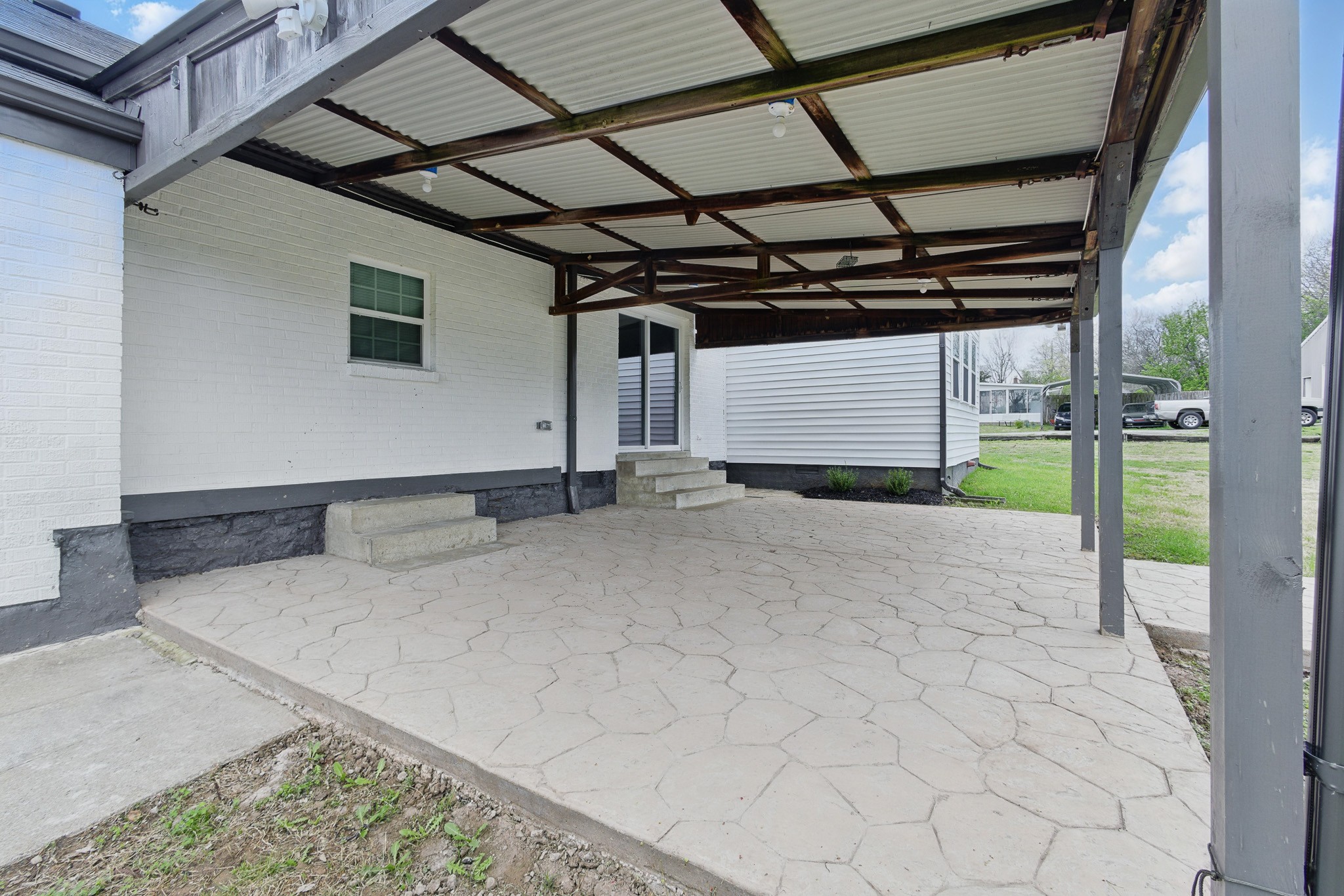 502 Charles Dr Property Photo 30