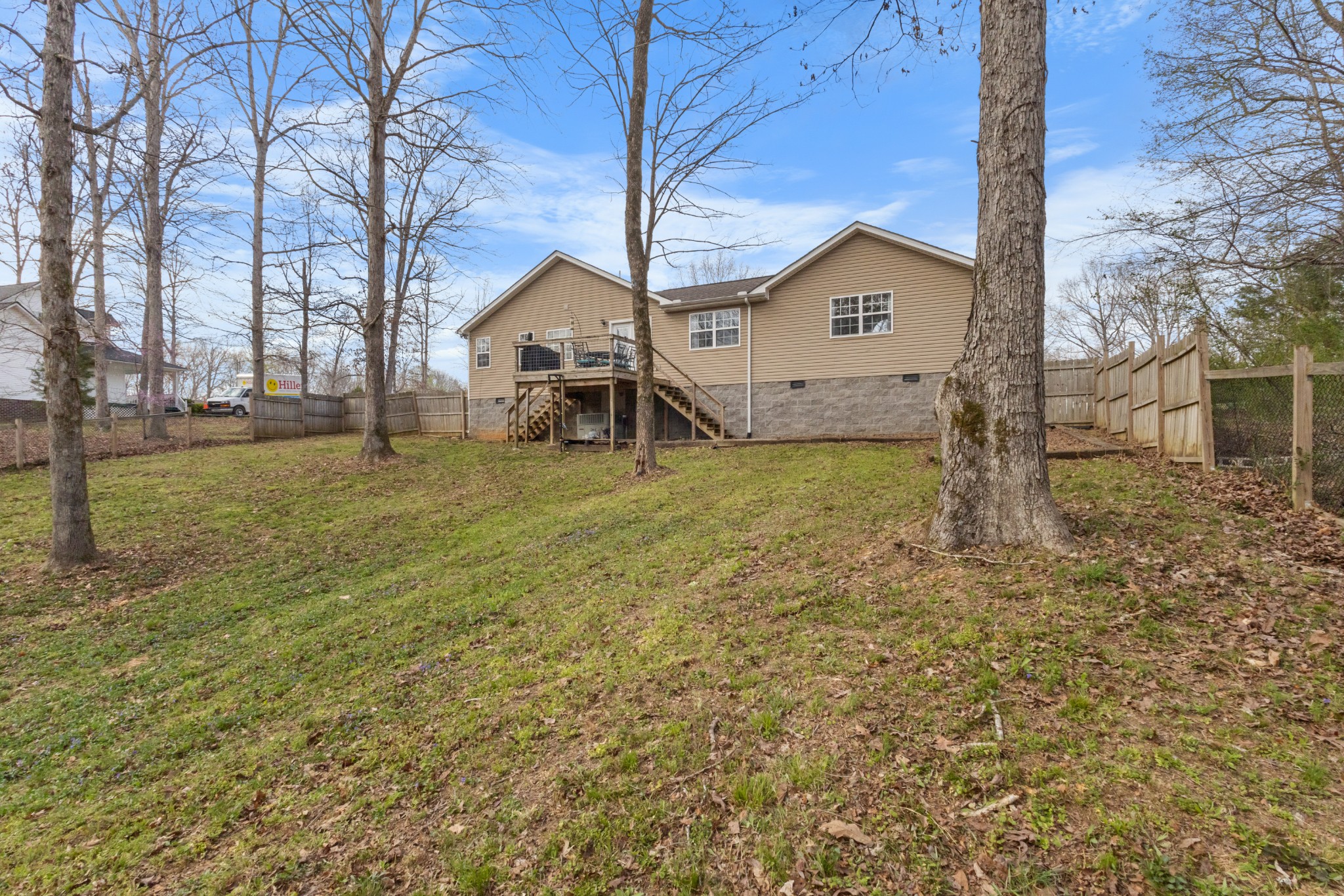 158 Fitzgerald Dr Property Photo 40