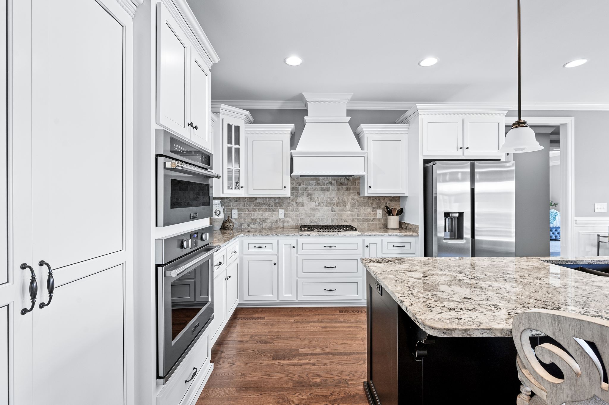 1027 Abbey Road Way Property Photo 17