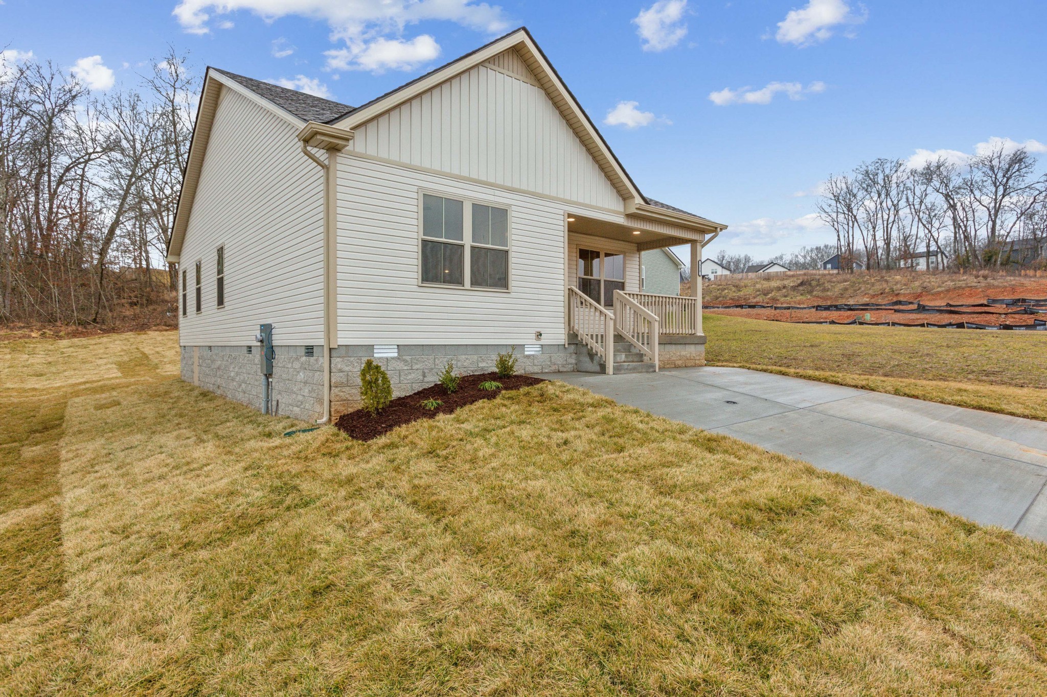 1437 Isaiah Dr Property Photo 4