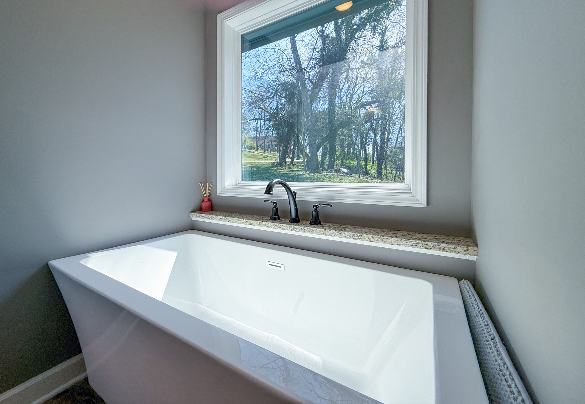 420 Fort Hill Dr Property Photo 10