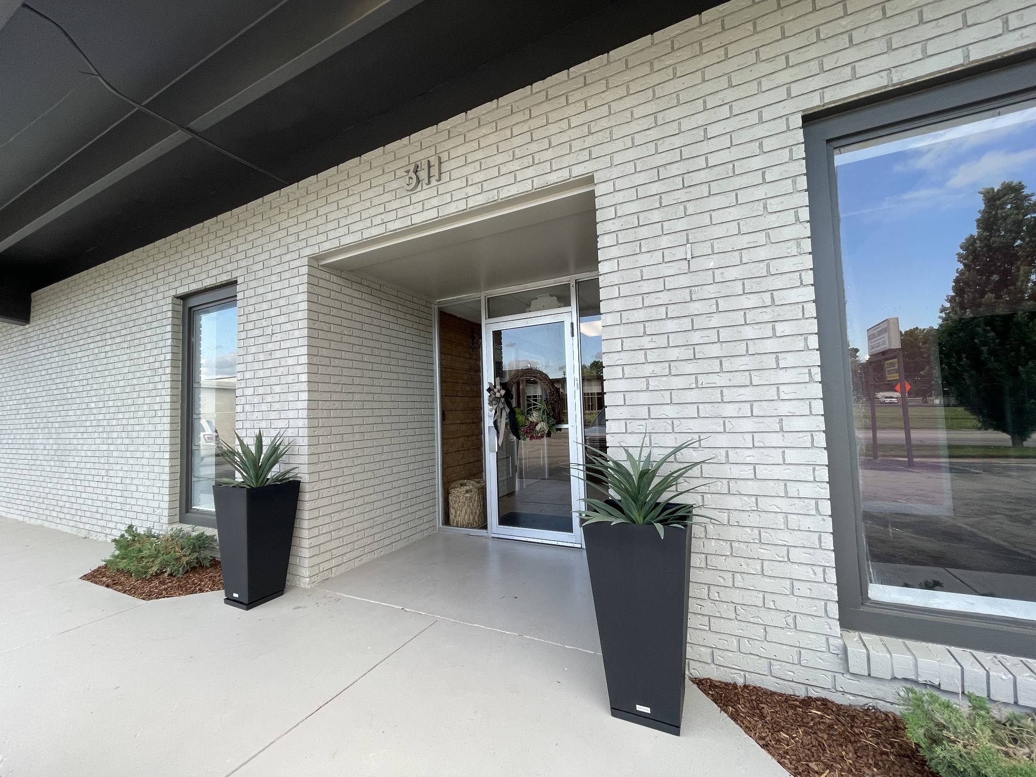 311 Jackson St, N Property Photo 1