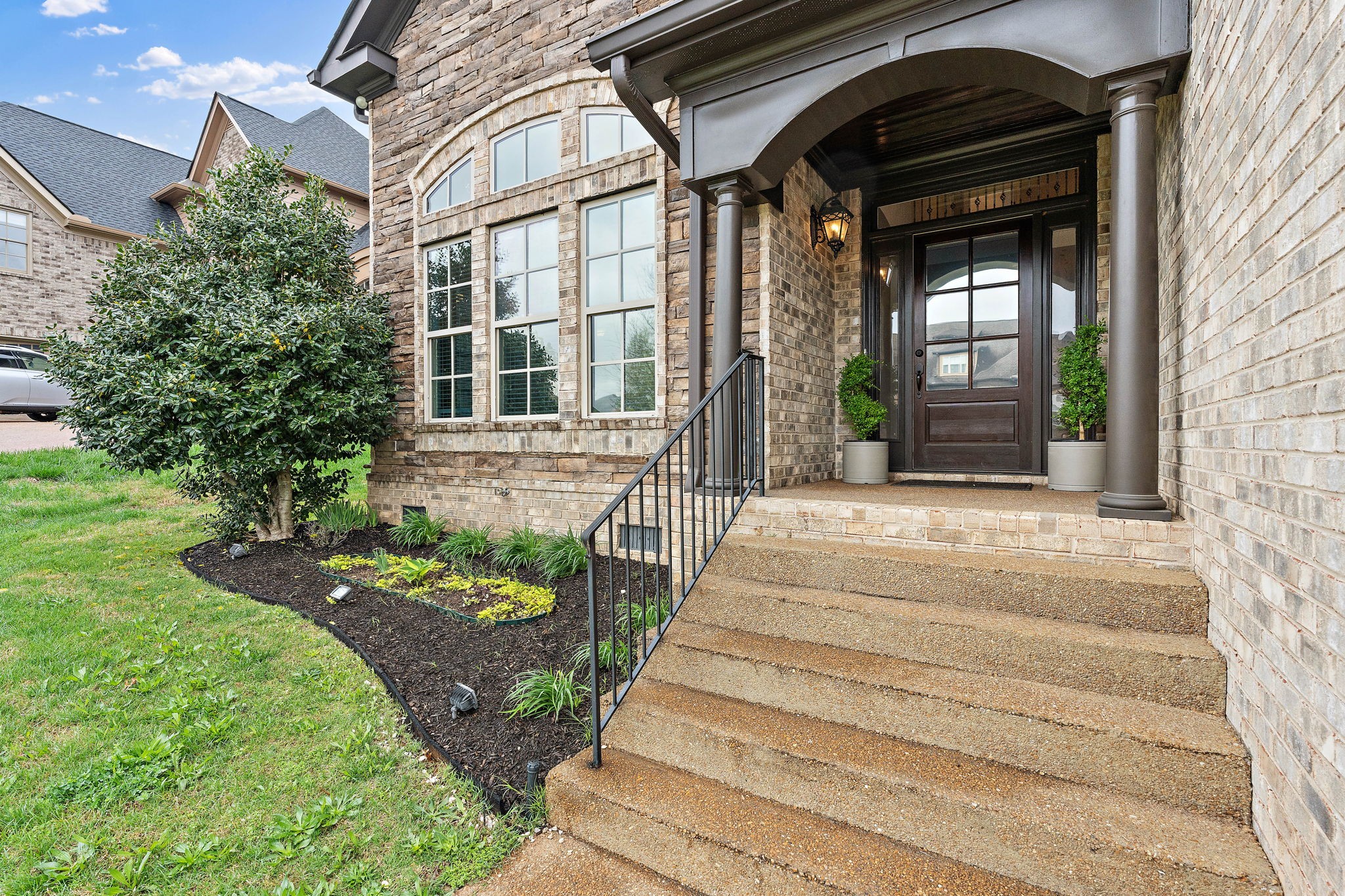 1005 Brittain Downs Dr Property Photo 1