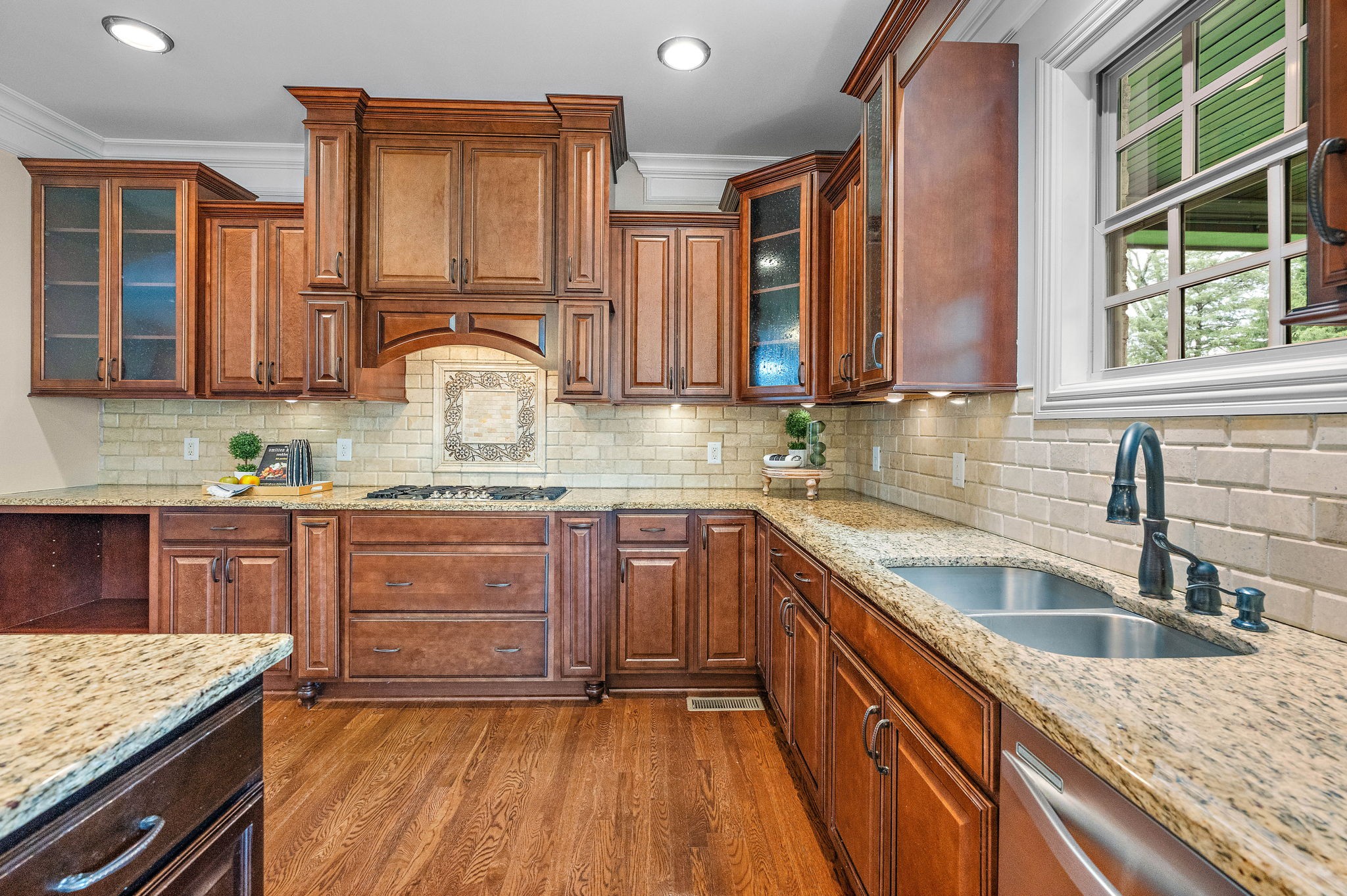 1005 Brittain Downs Dr Property Photo 11