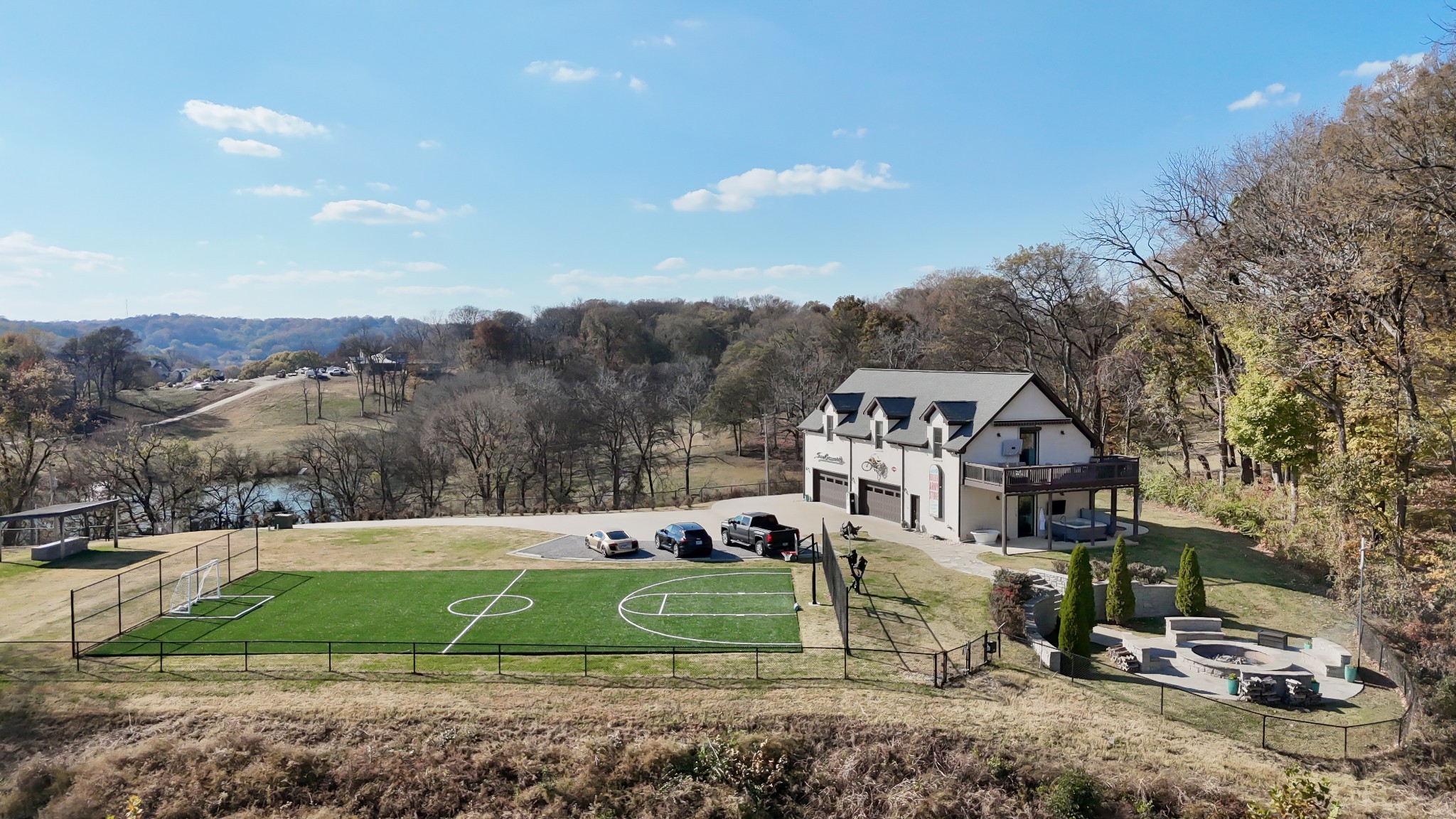 7990 Poplar Creek Rd Property Photo 1