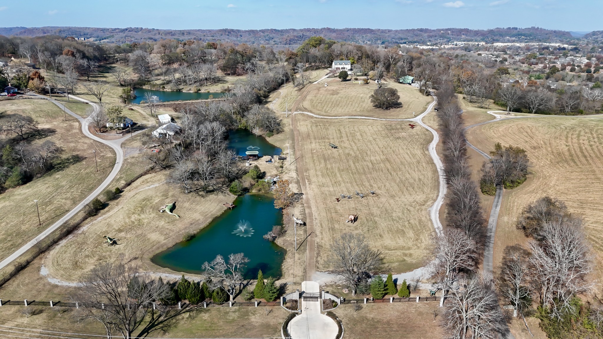 7990 Poplar Creek Rd Property Photo 4