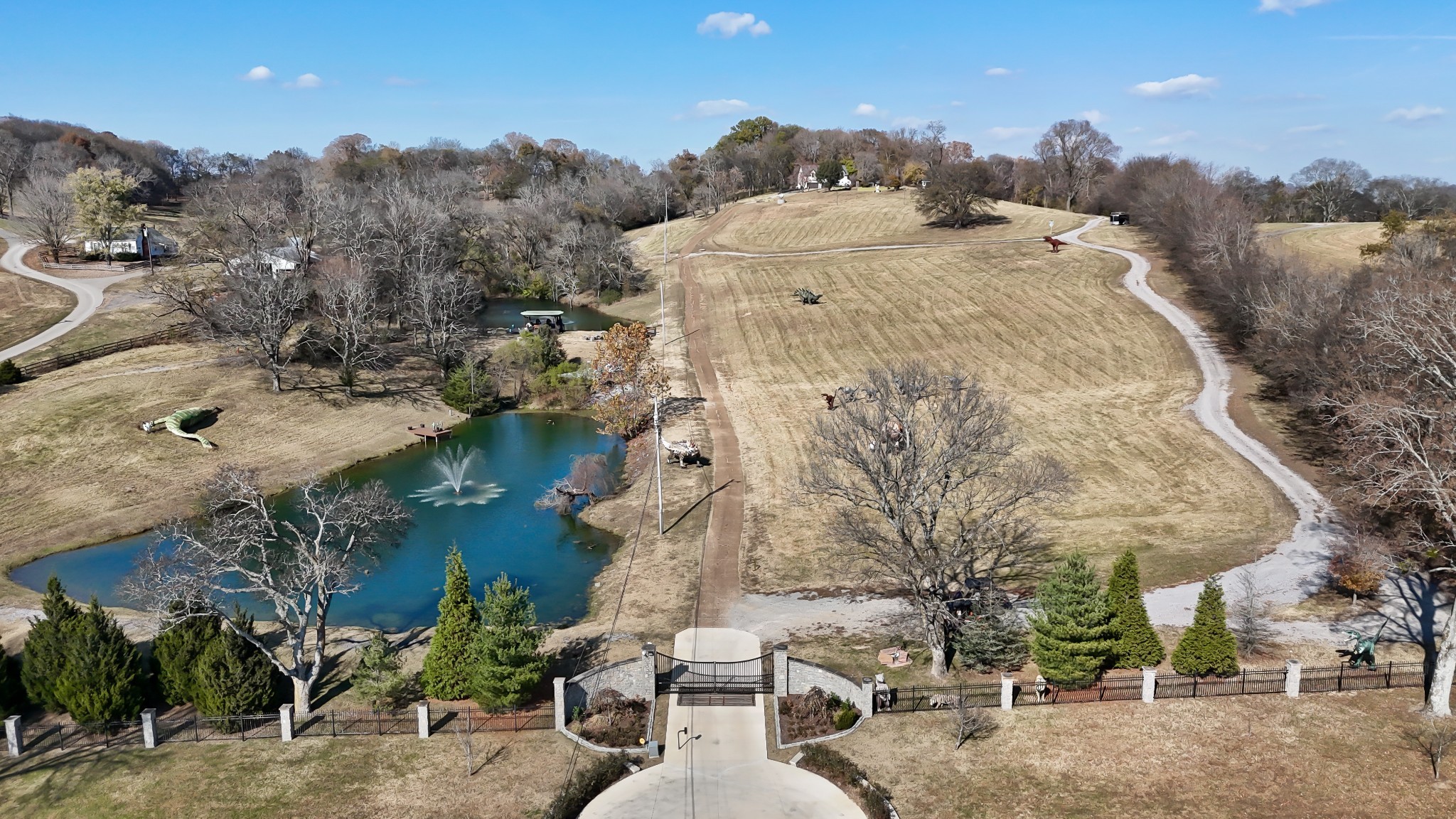 7990 Poplar Creek Rd Property Photo 6