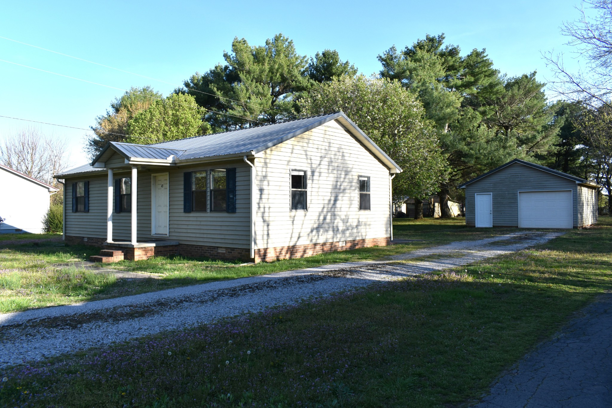43 Flint Dr Property Photo 3