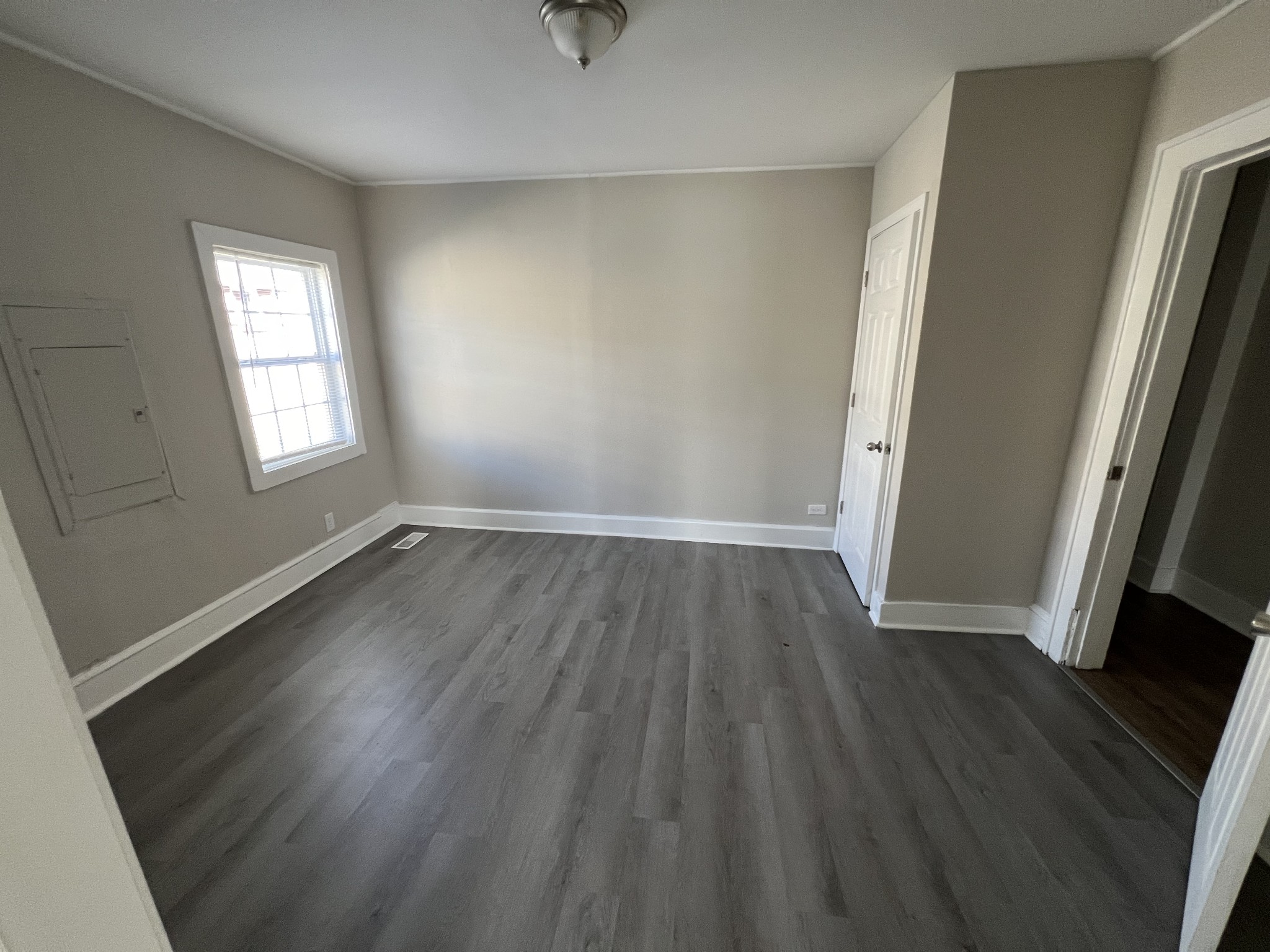 224 Mcclure St Property Photo 8