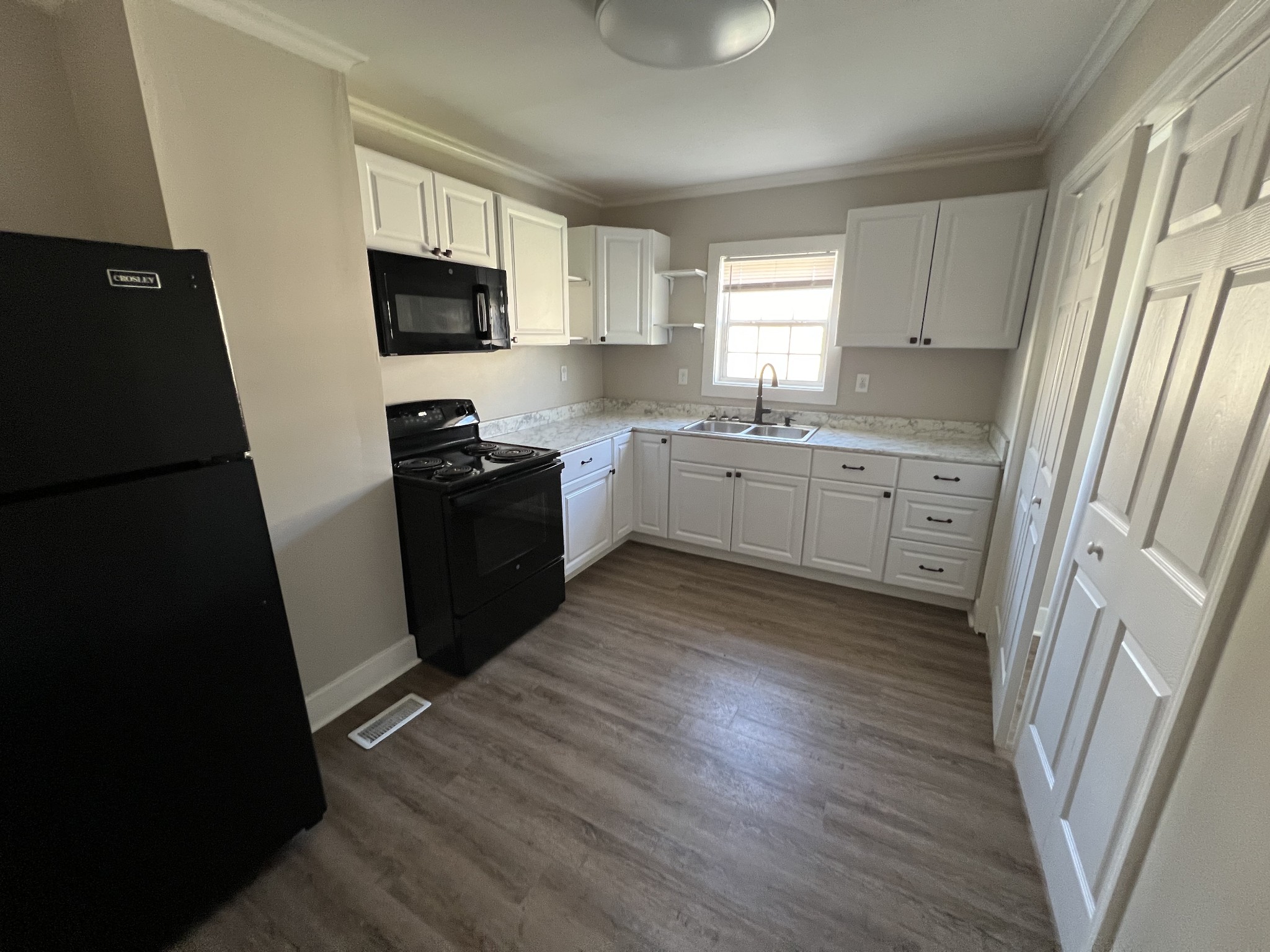 224 Mcclure St Property Photo 10