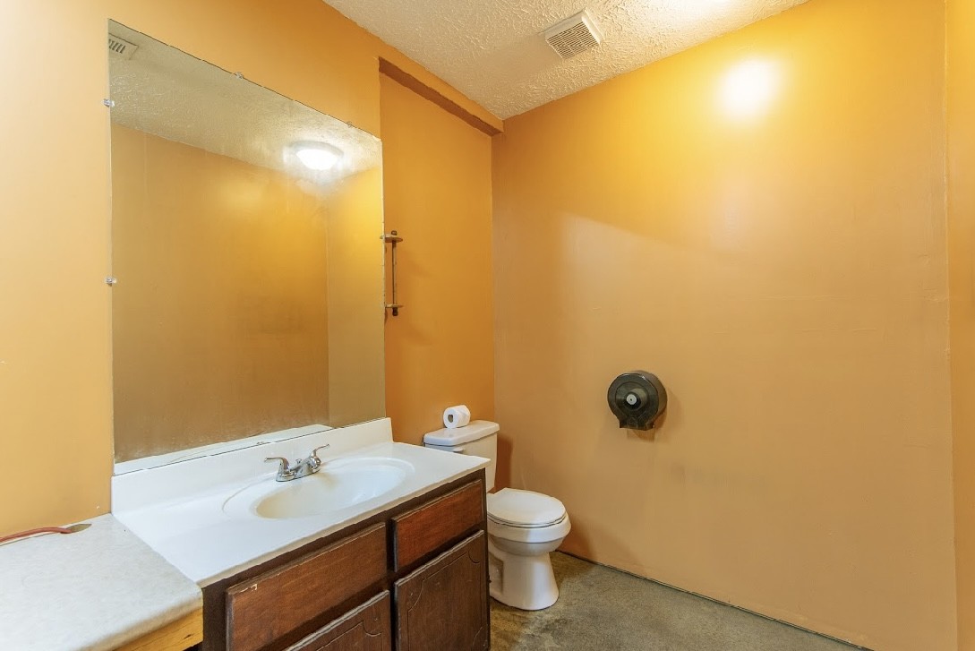 375 Talley St Property Photo 25
