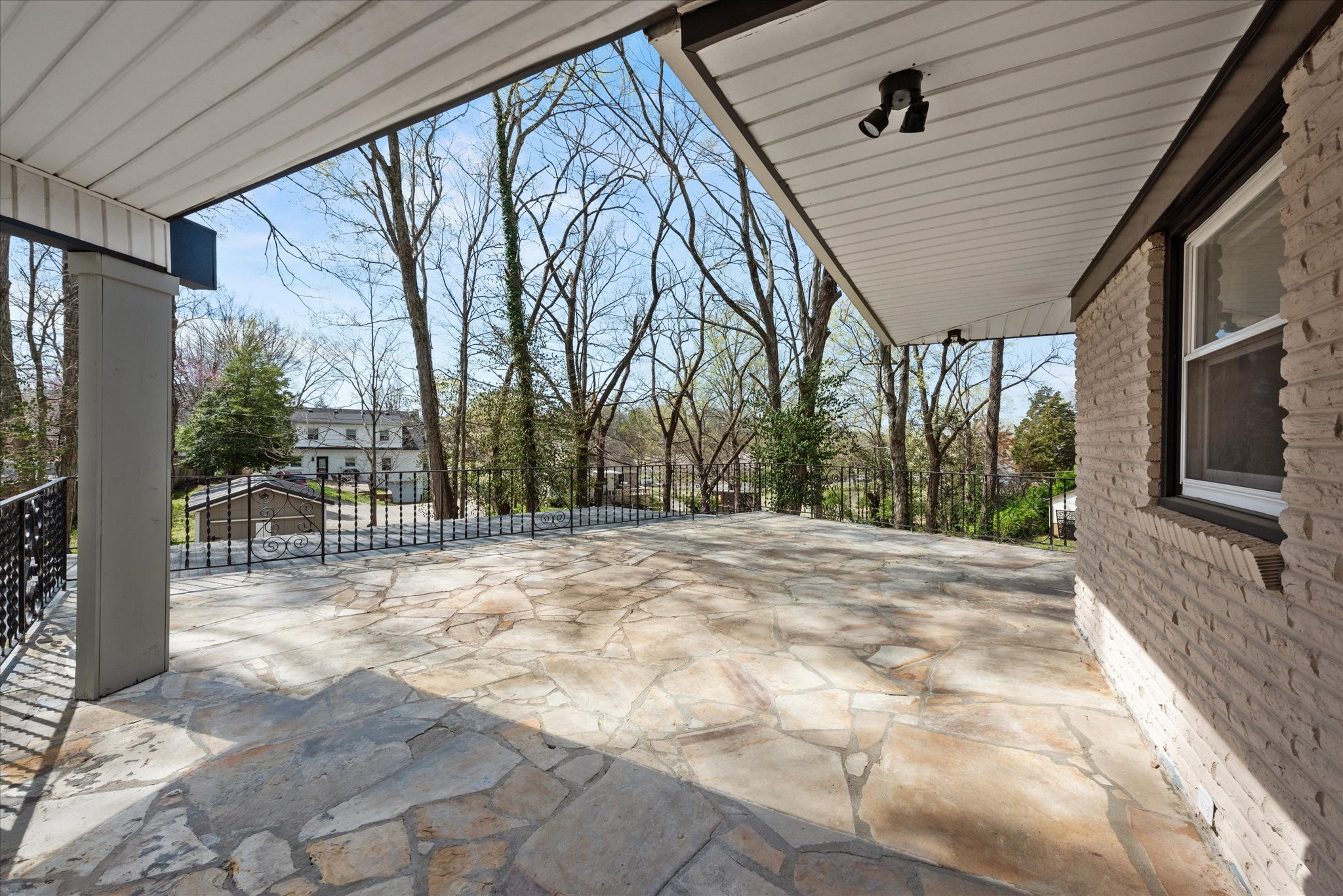 276 E Porters Bluff Rd, E Property Photo 36