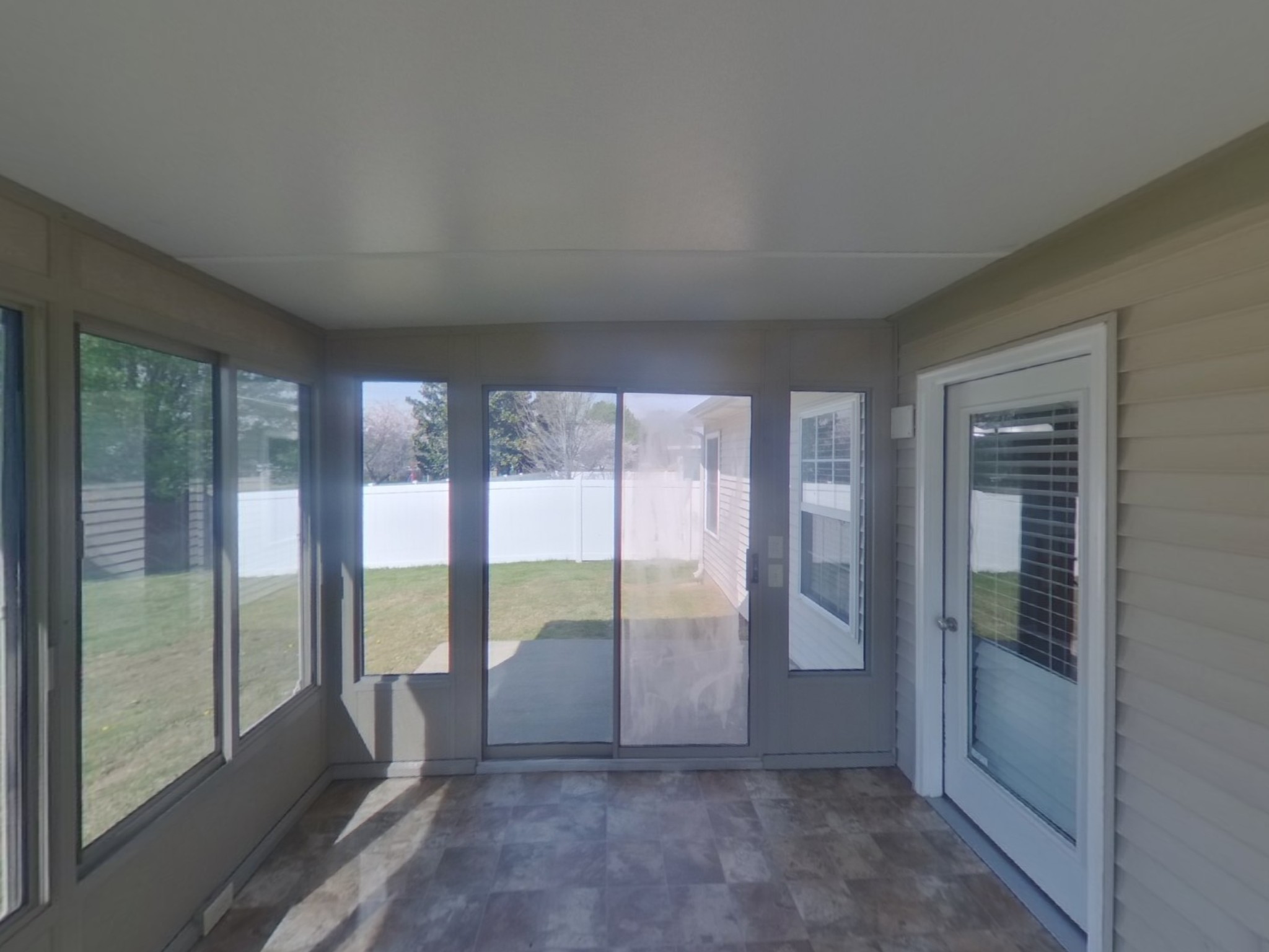 3005 Weybridge Dr Property Photo 16