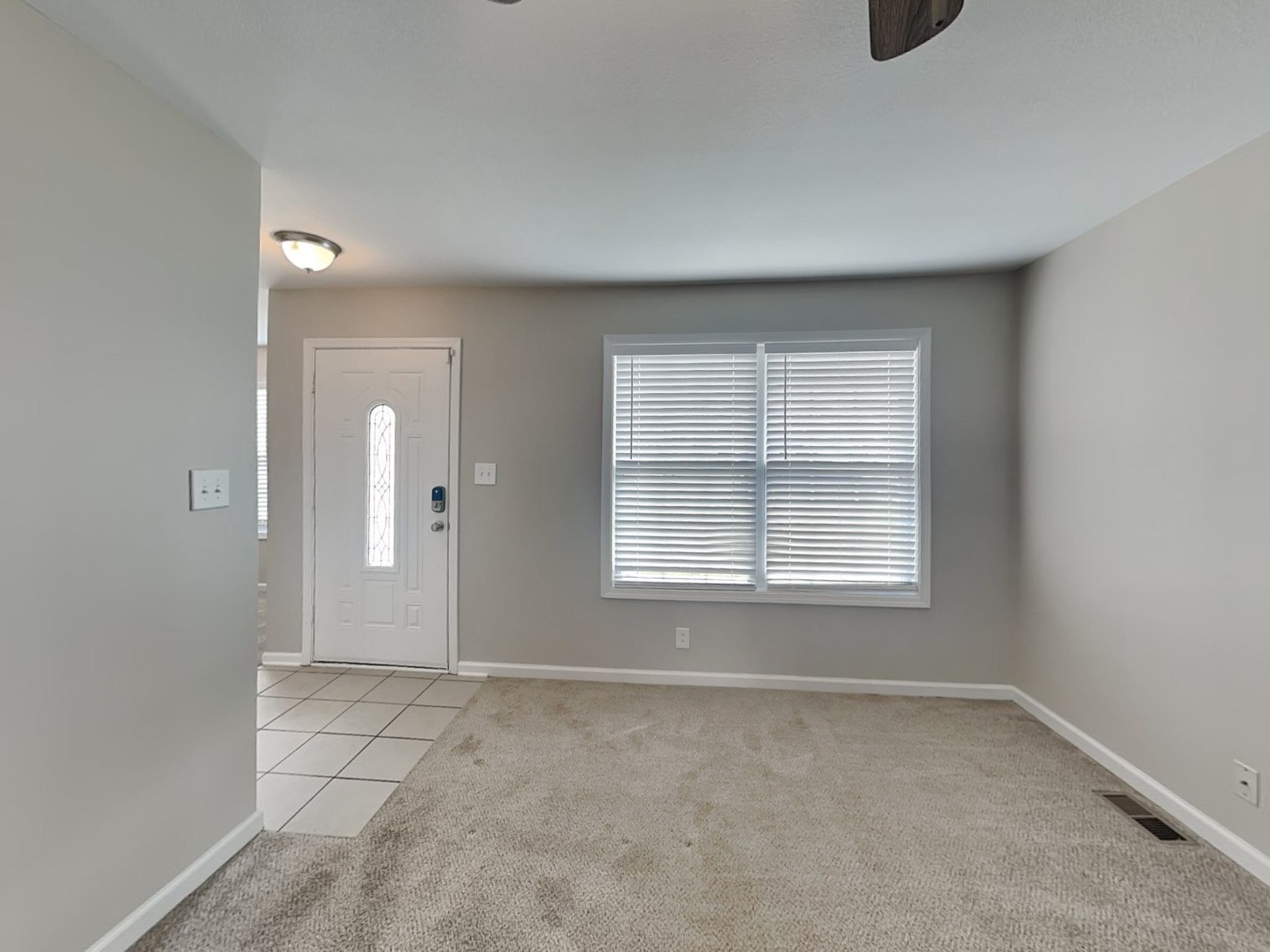 327 Mills Dr Property Photo 3
