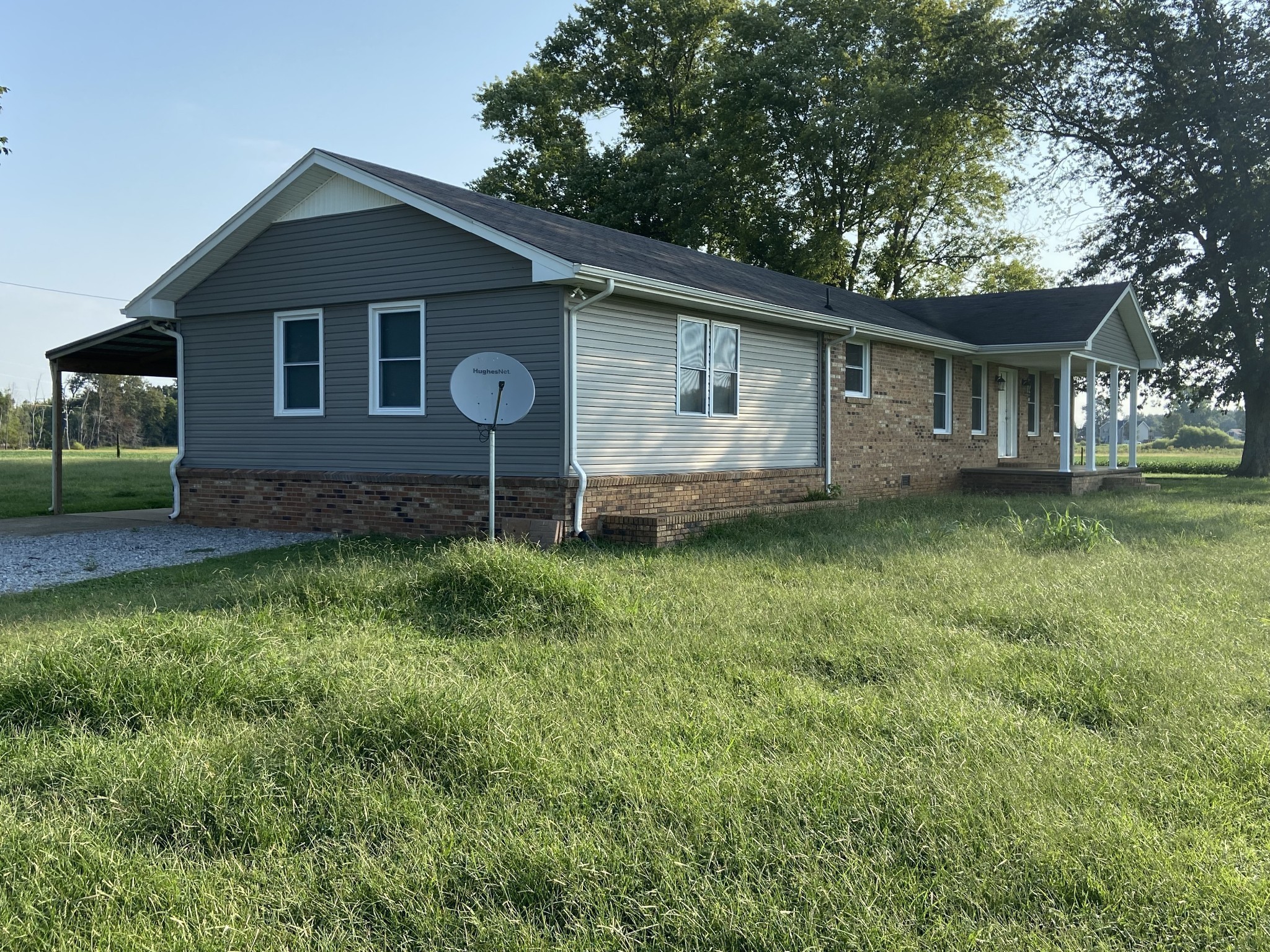 801 Webb Rd Property Photo 5