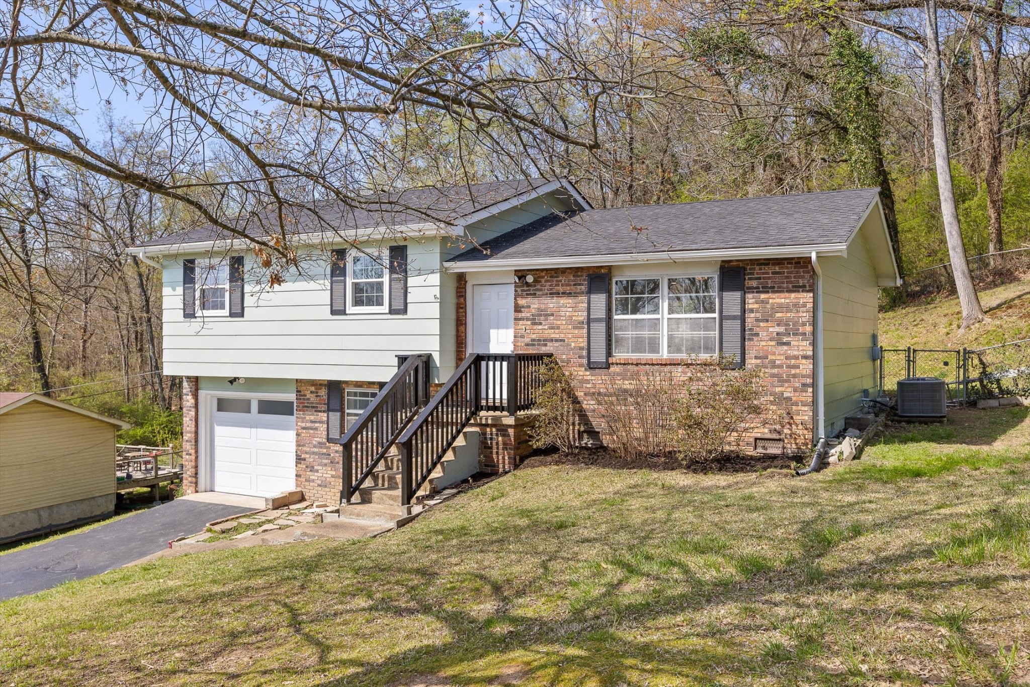 2320 Northbrier Ln Property Photo 1