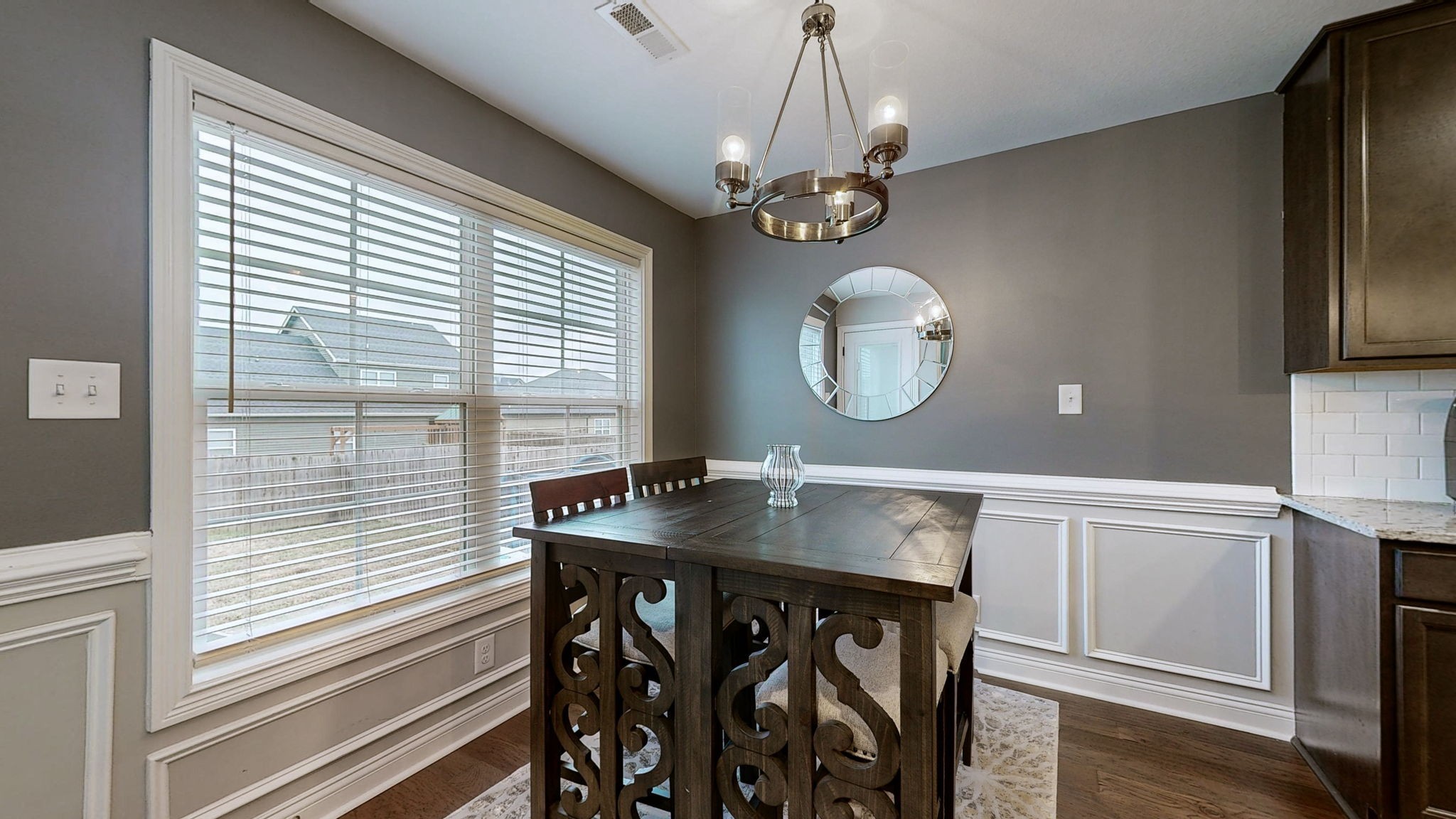 1208 Ewing Way Property Photo 8