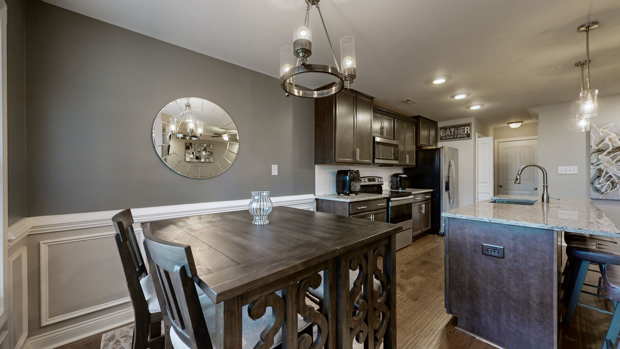 1208 Ewing Way Property Photo 9