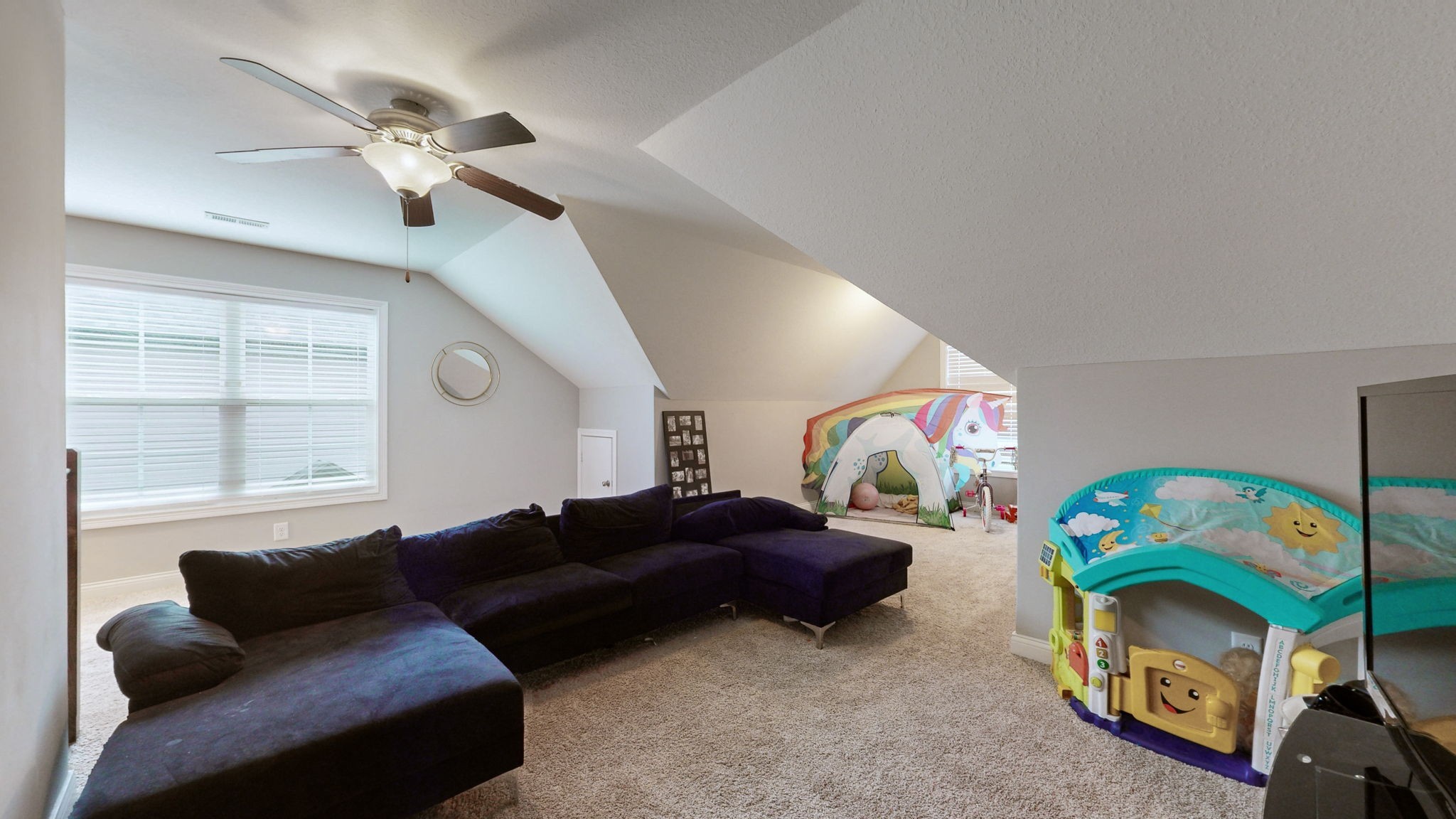 1208 Ewing Way Property Photo 17