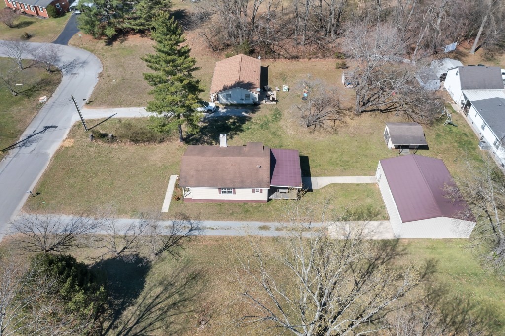408 Glasgow Dr Property Photo 5
