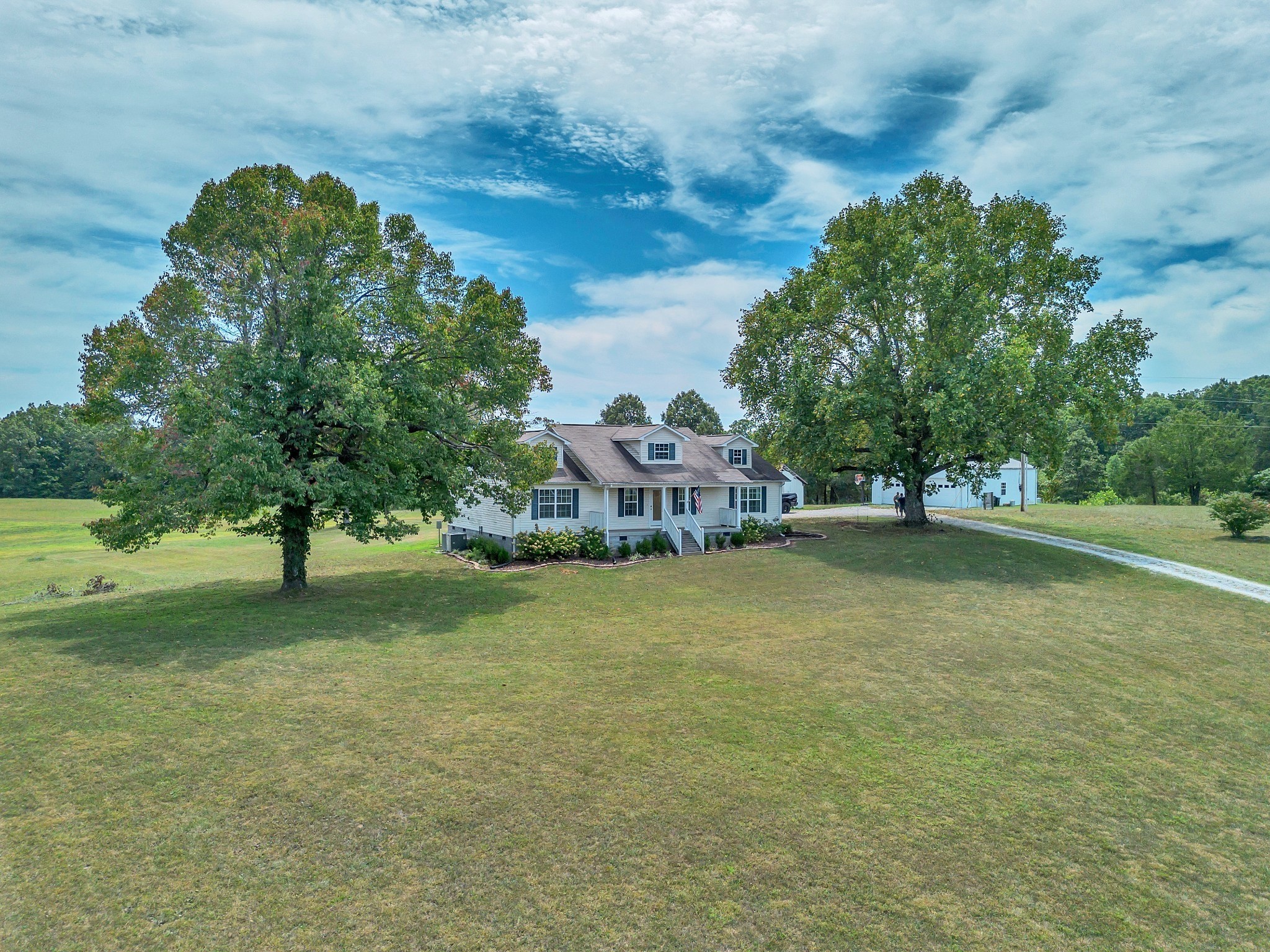 450 Wilson Hollow Rd Property Photo 2
