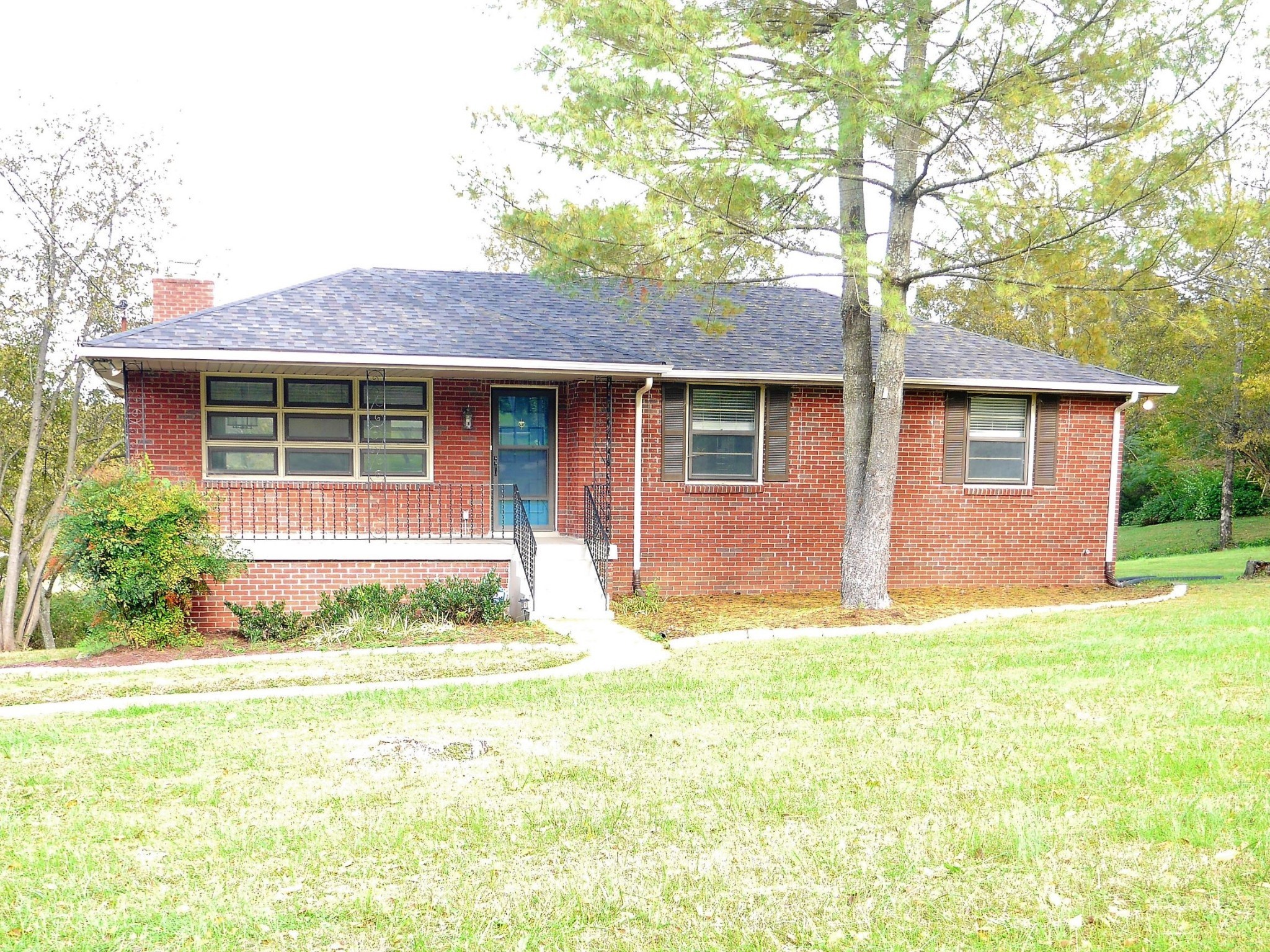 4820 Lynn Dr Property Photo 1