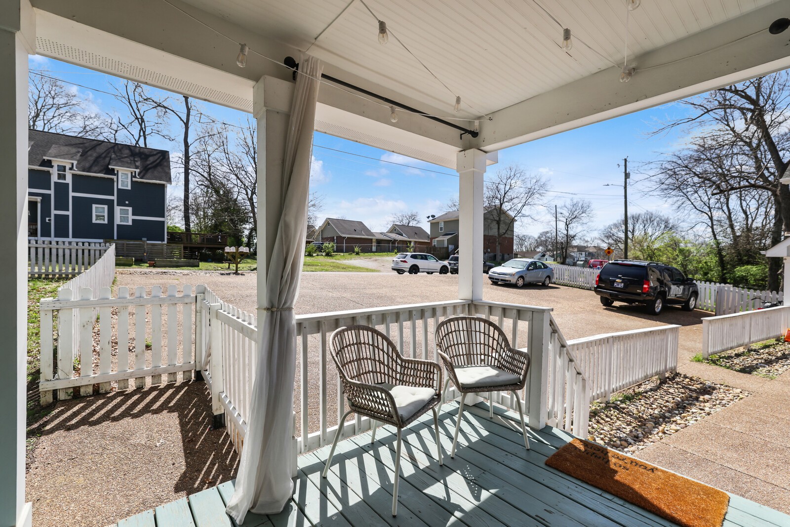 1400 Walsh St Property Photo 4