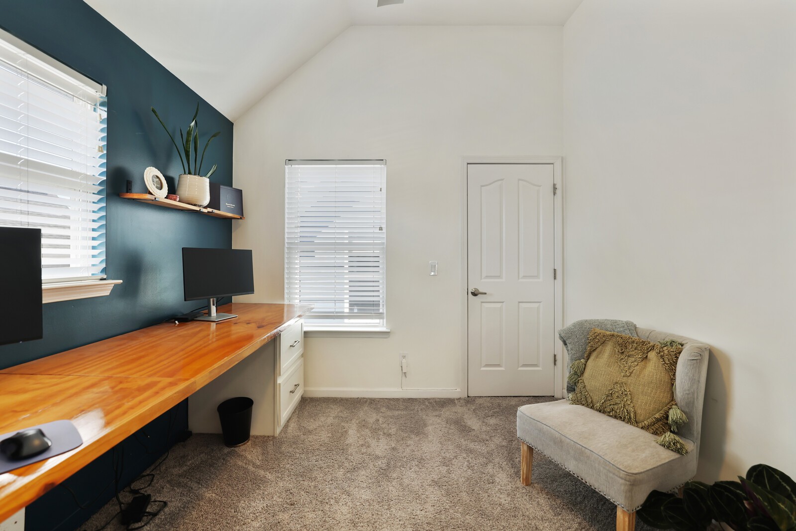 1400 Walsh St Property Photo 42