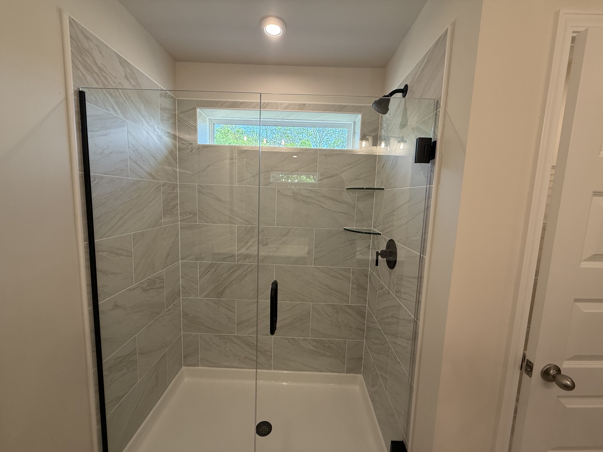 1216 Wallace Way Property Photo 13