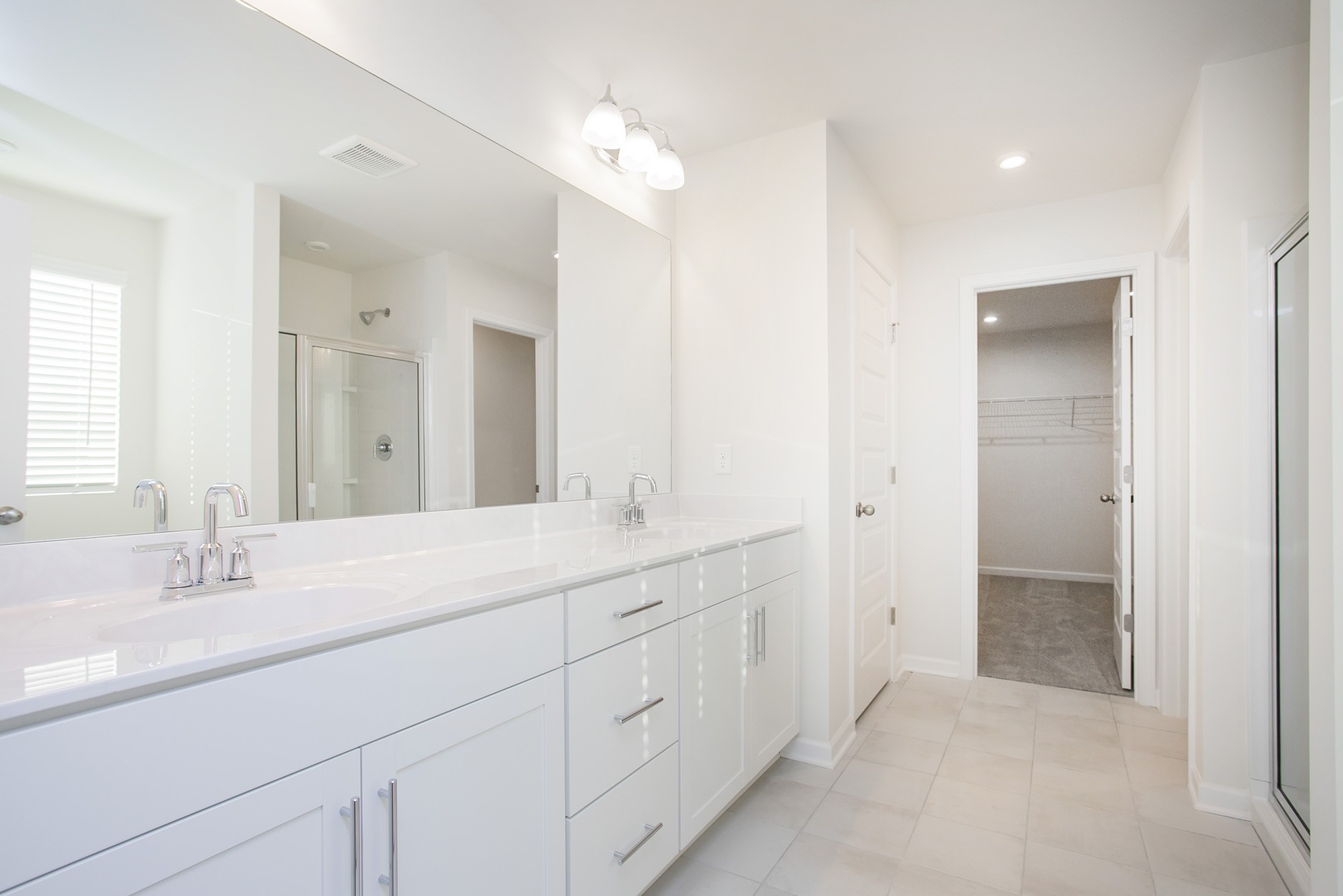 1216 Wallace Way Property Photo 23