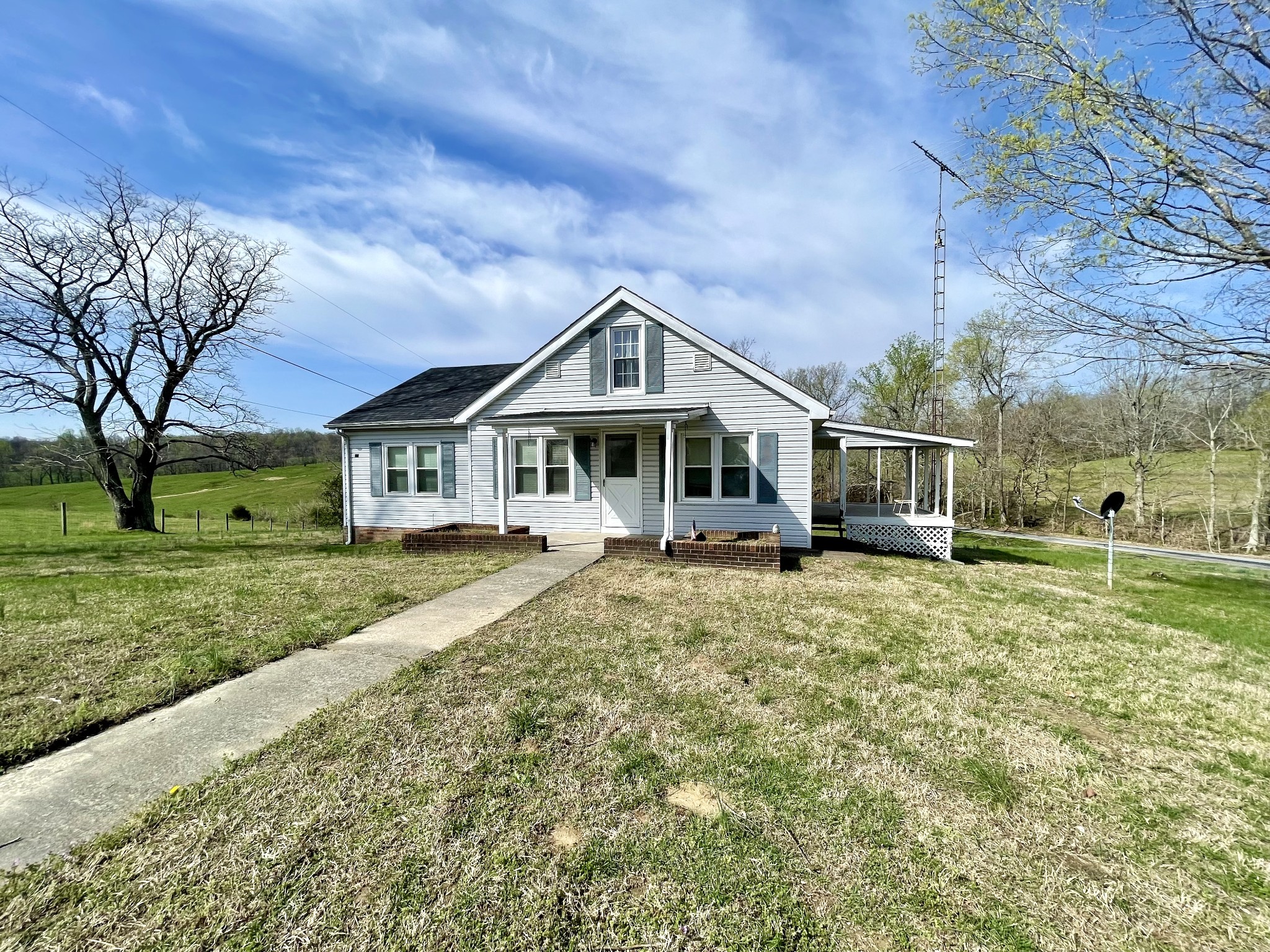4897 Princeton Rd Property Photo
