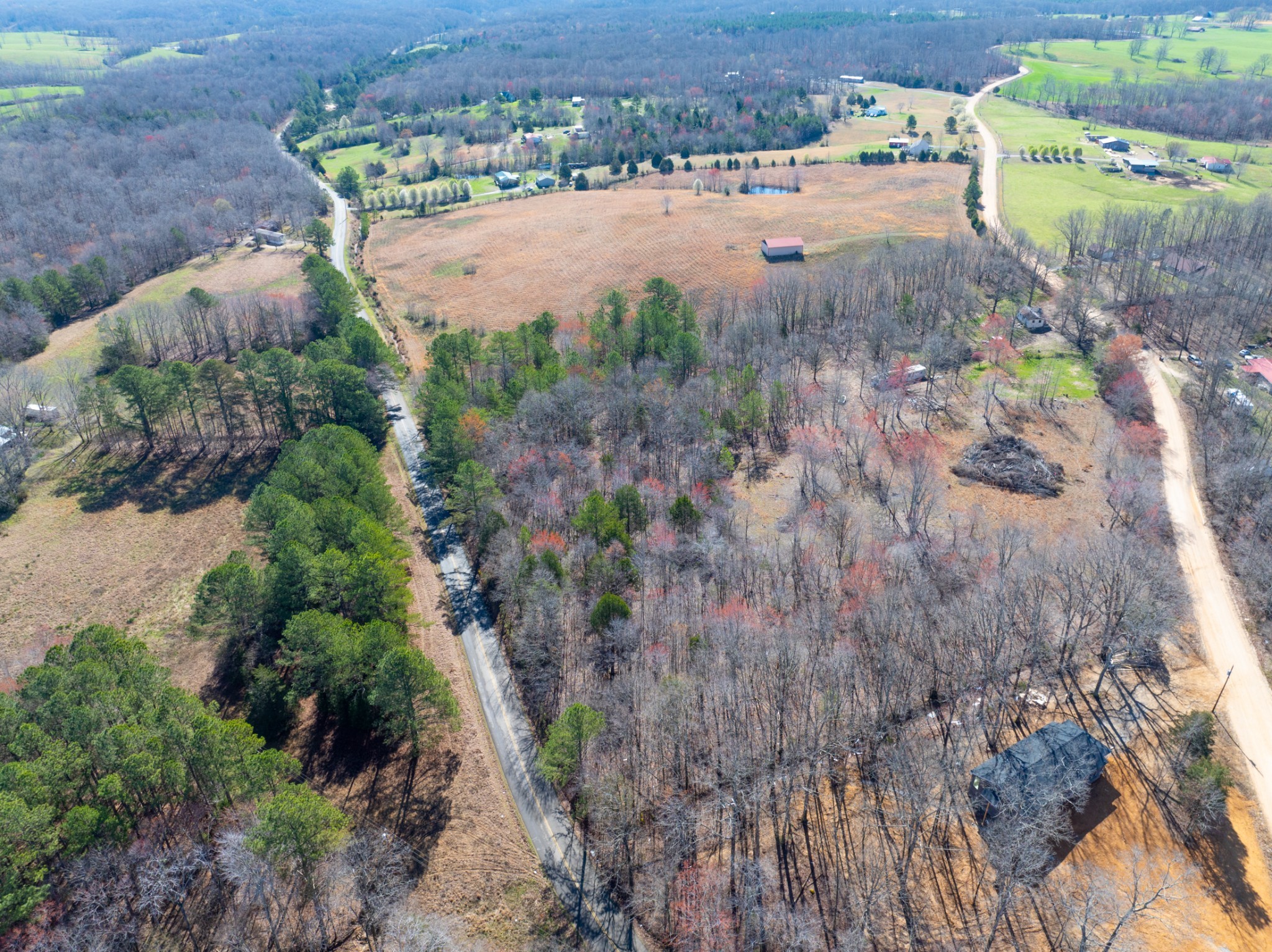 1845 Humphreys County Line Road Property Photo 9