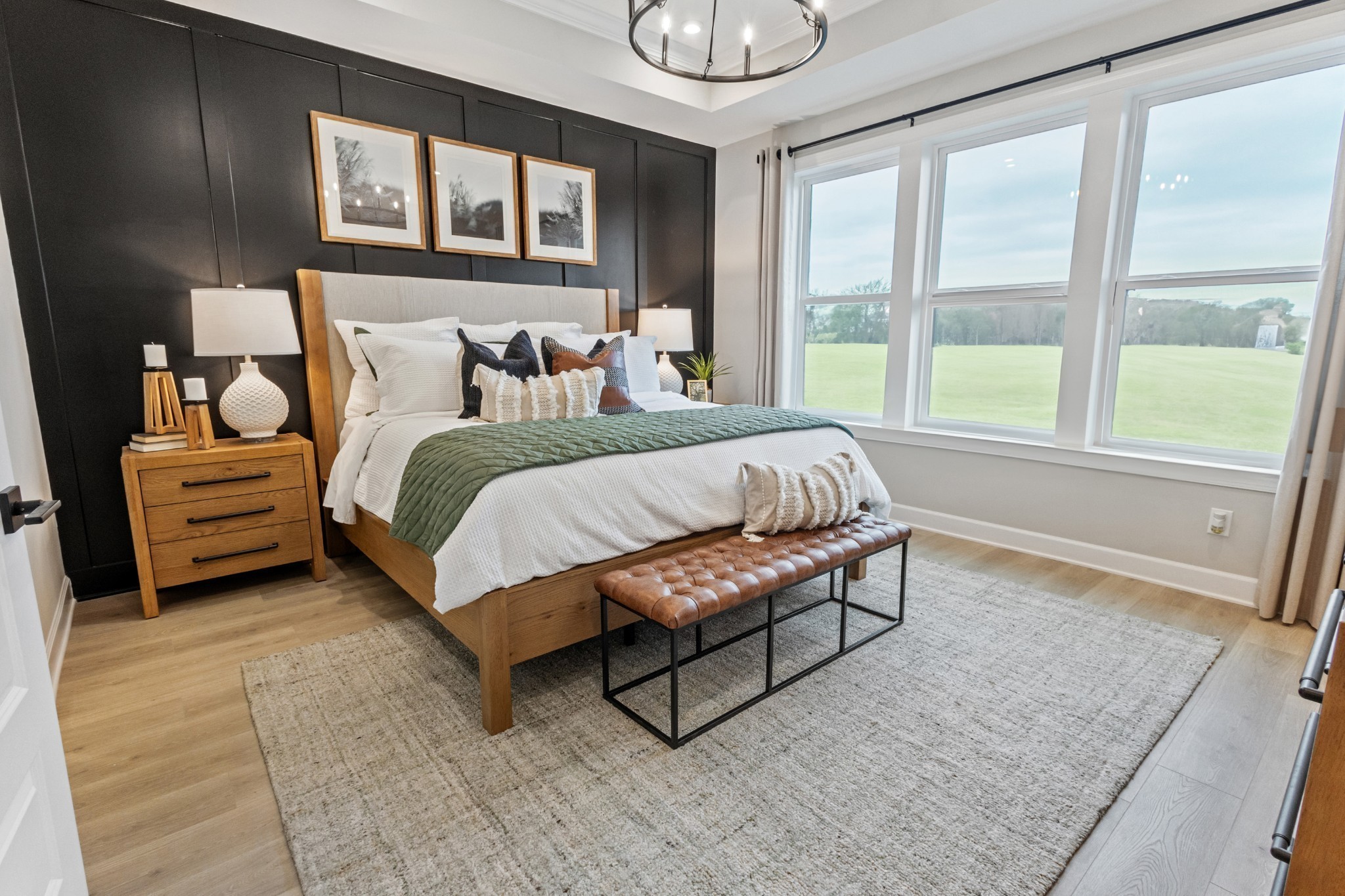 909 Champions Circle Property Photo 14