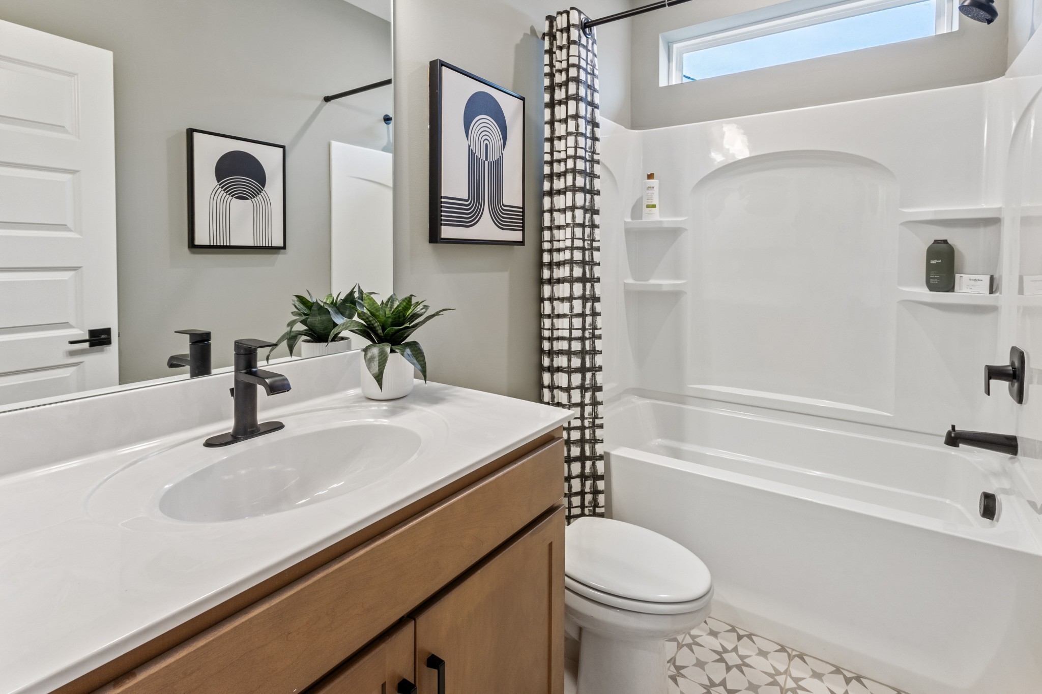 909 Champions Circle Property Photo 25