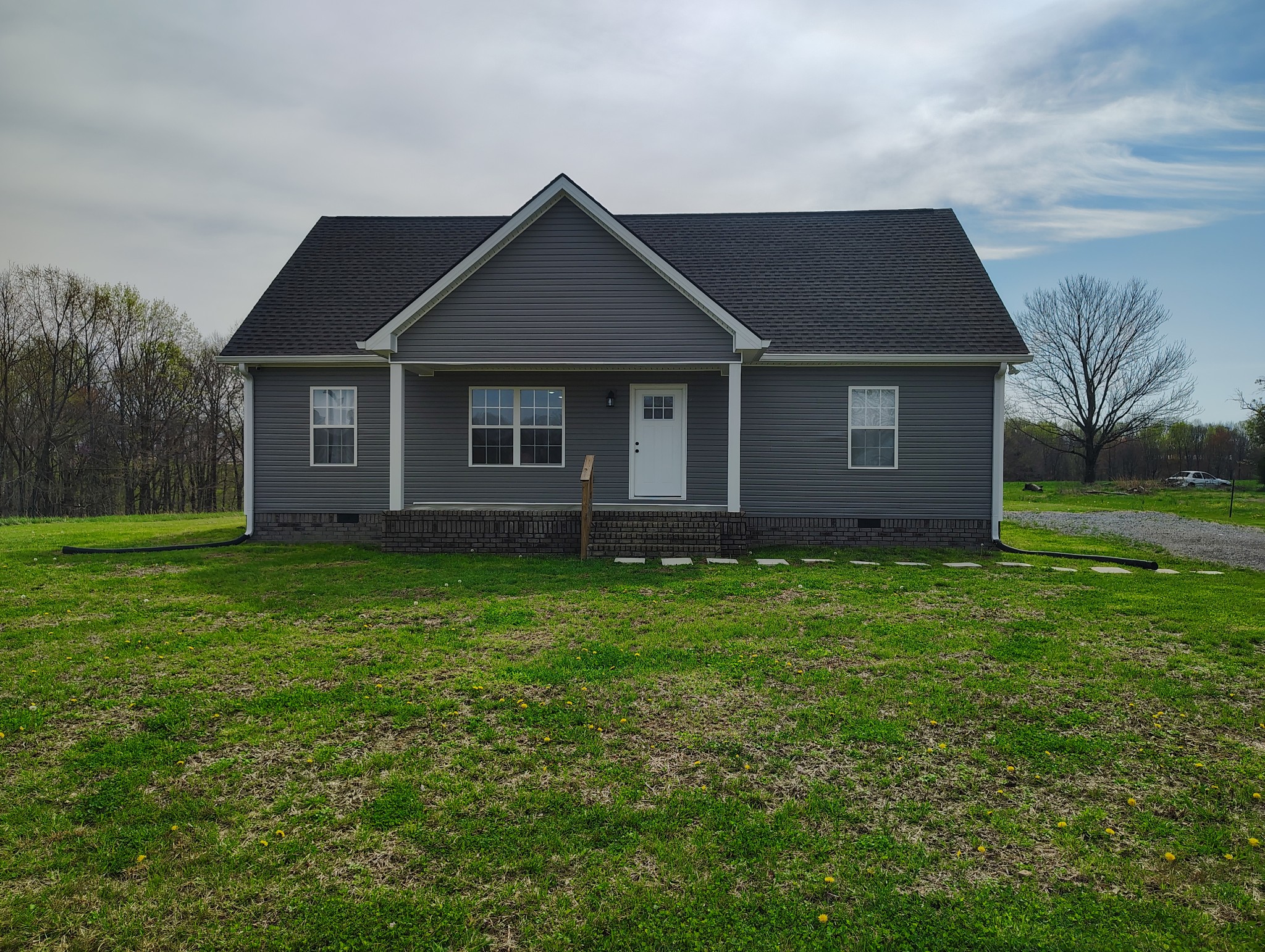 500 Chaffin Rd Property Photo